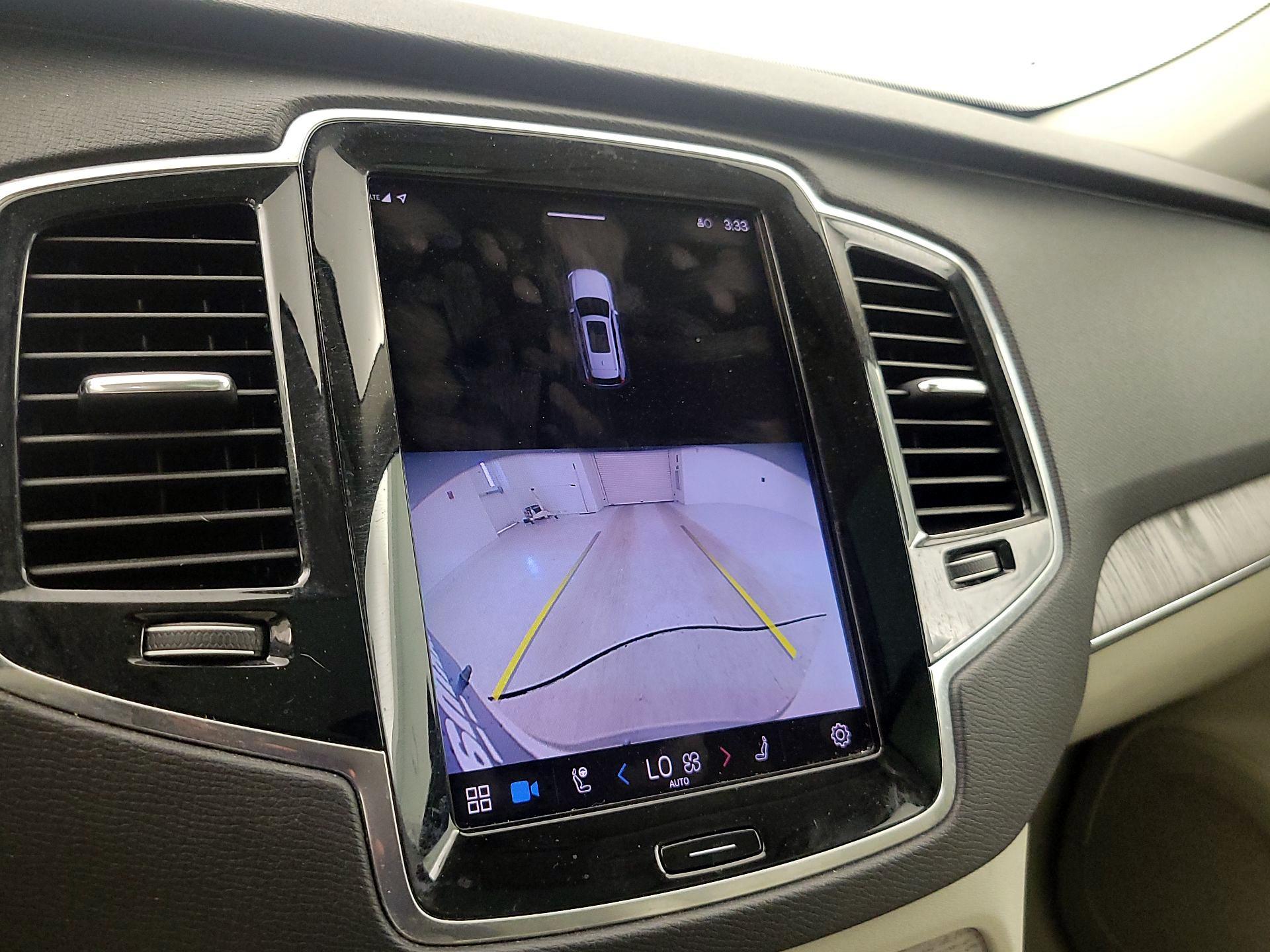 Thumbnail: 2023 Volvo XC90 - 15