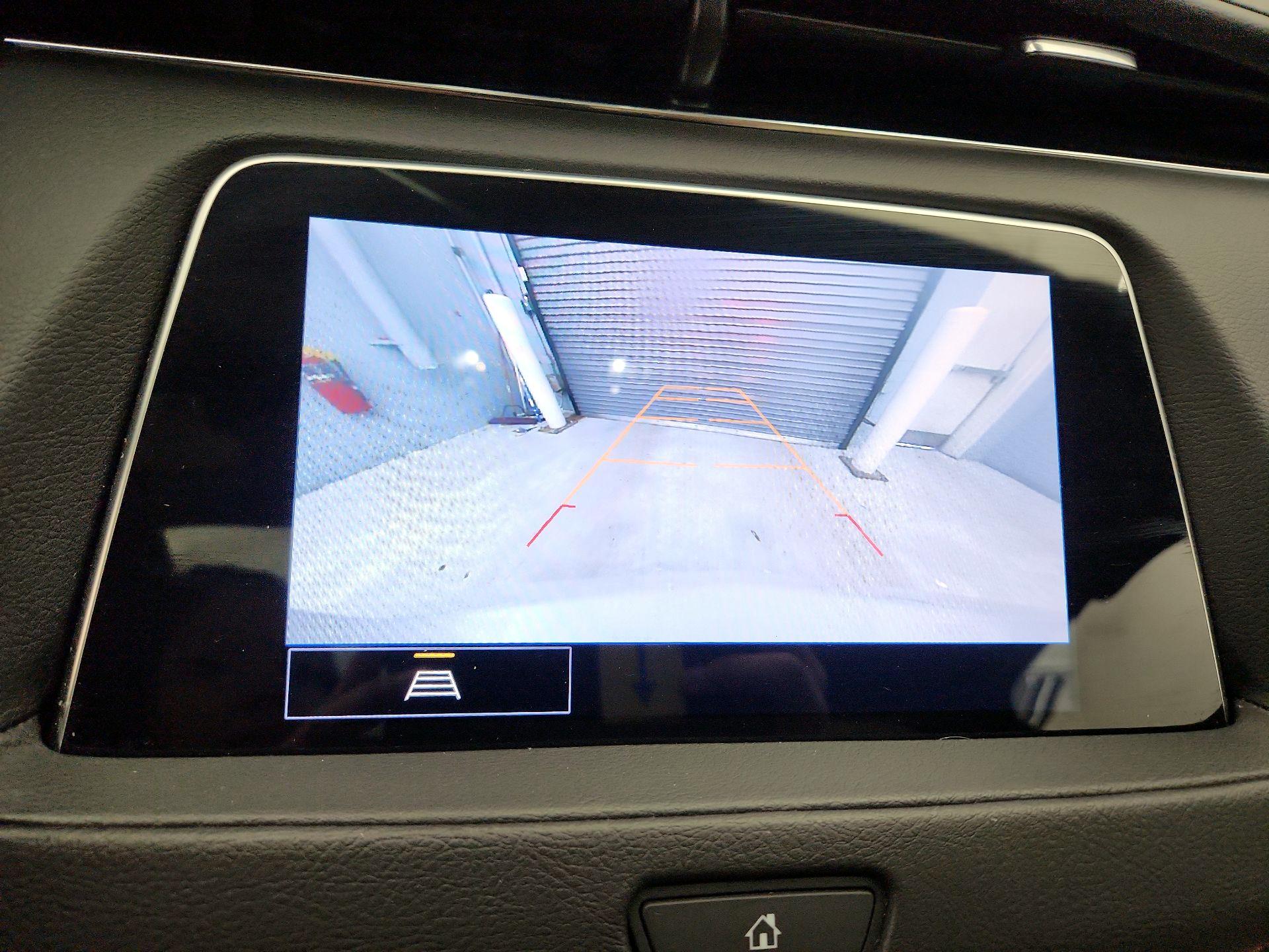 Thumbnail: 2023 Cadillac XT4 - 15