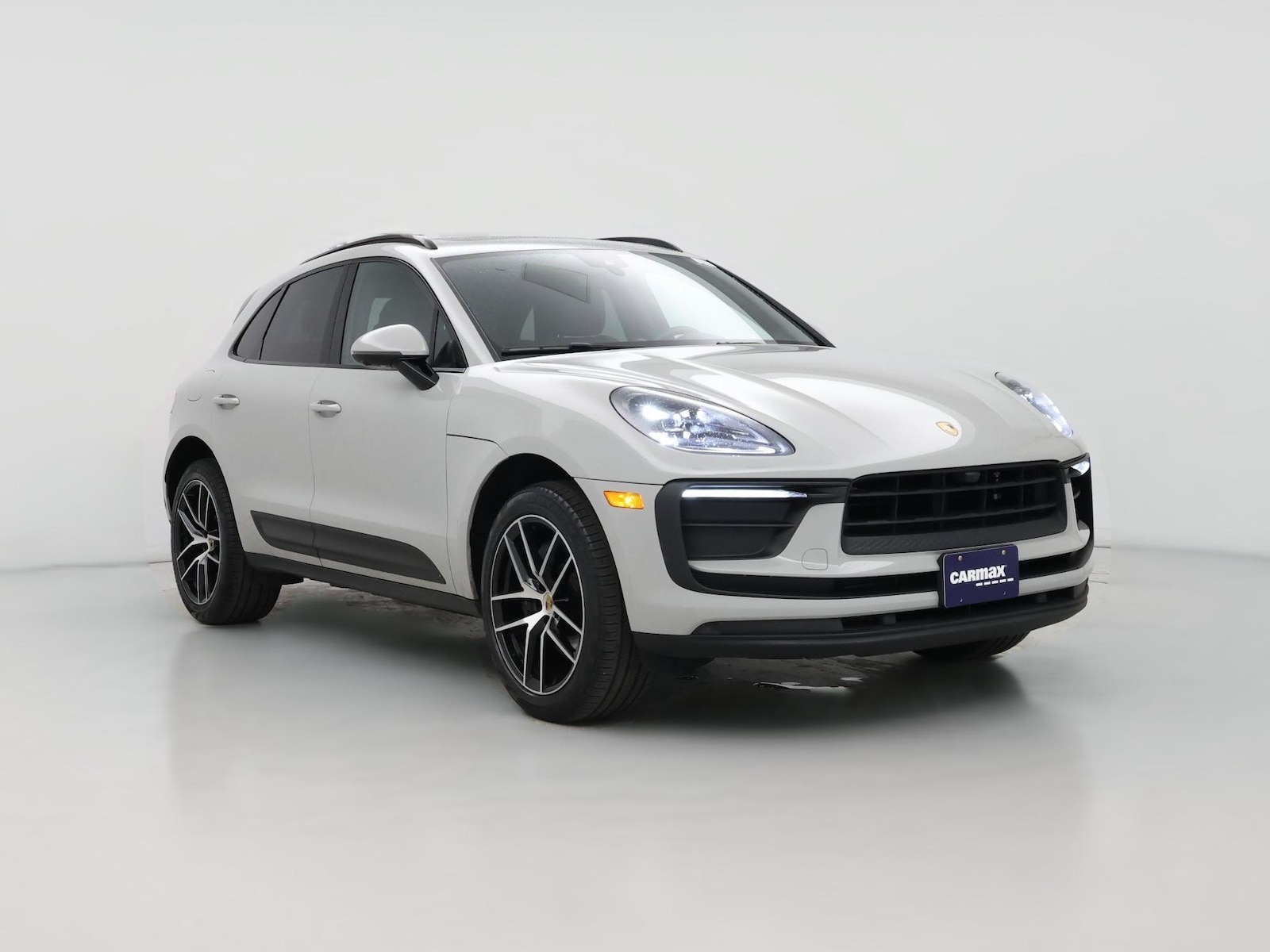 2022 Porsche Macan Base