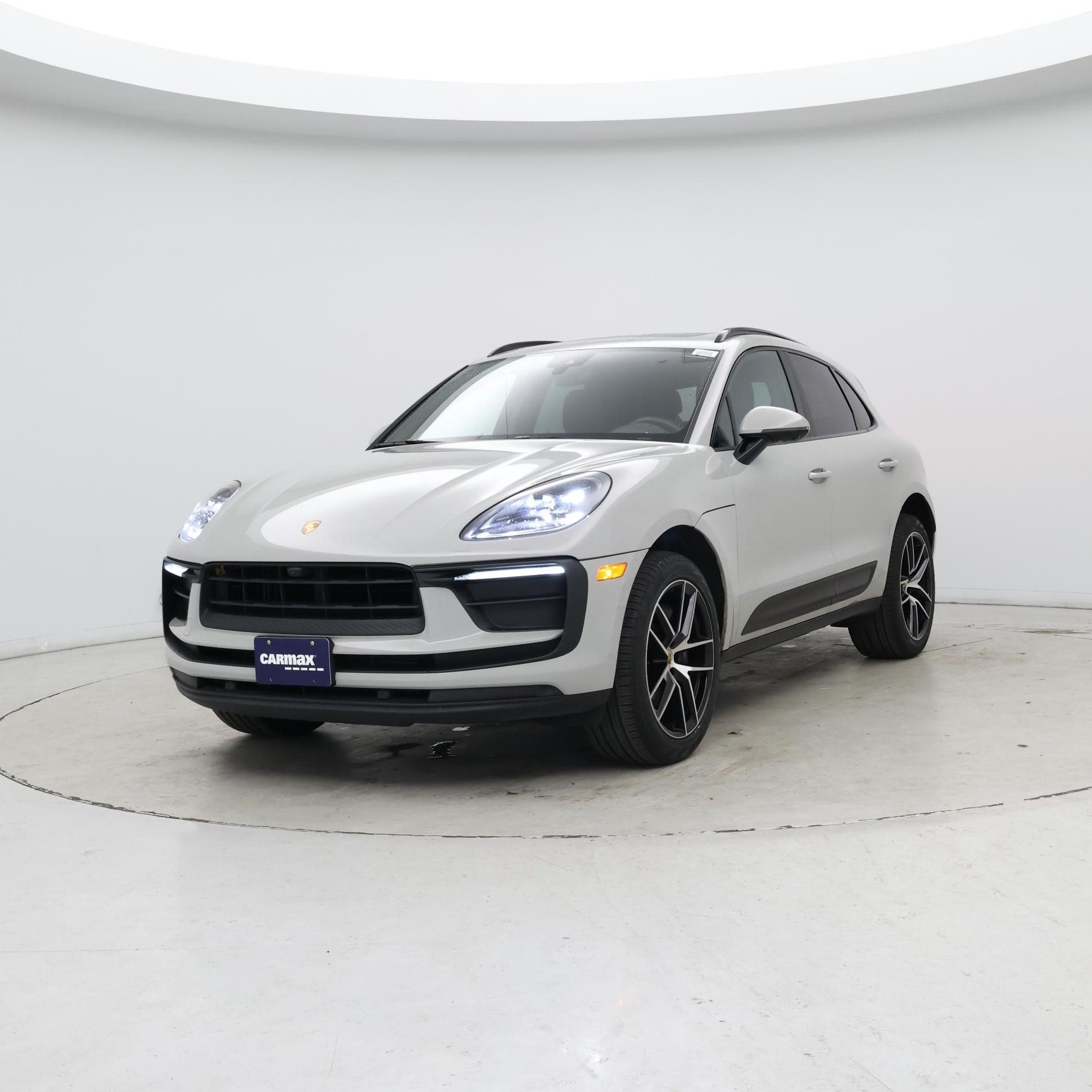 Thumbnail: 2022 Porsche Macan - 4