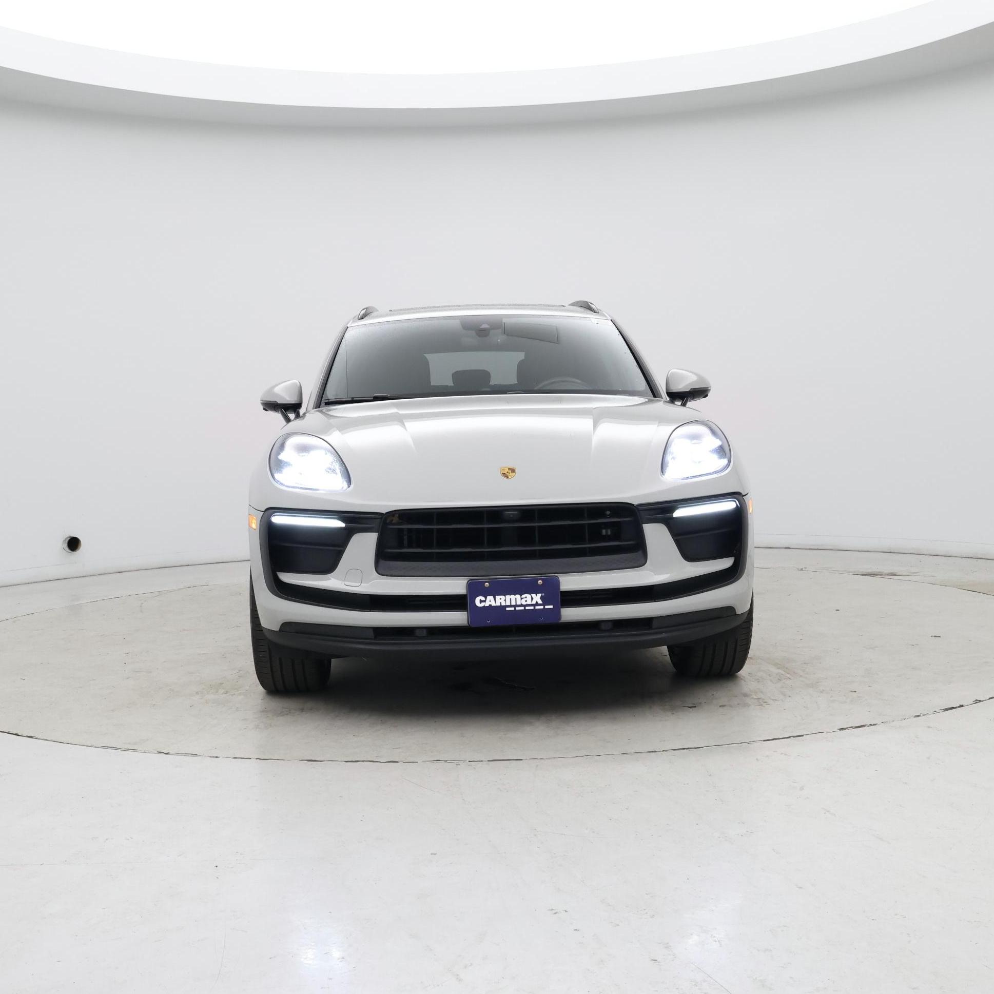 Thumbnail: 2022 Porsche Macan - 5