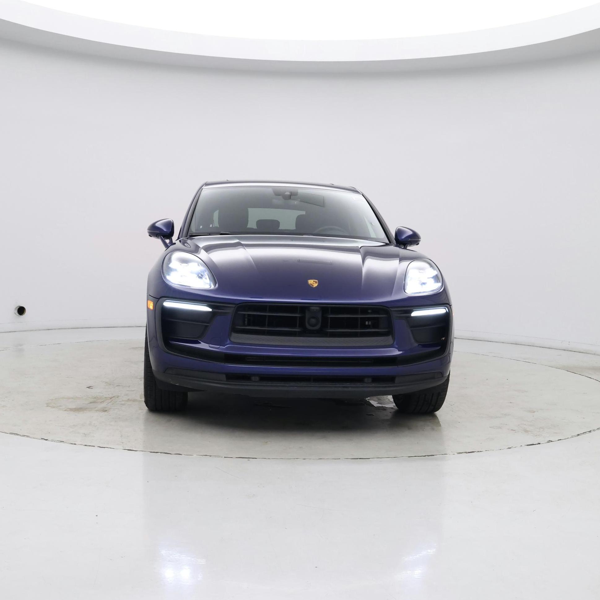 Thumbnail: 2022 Porsche Macan - 5