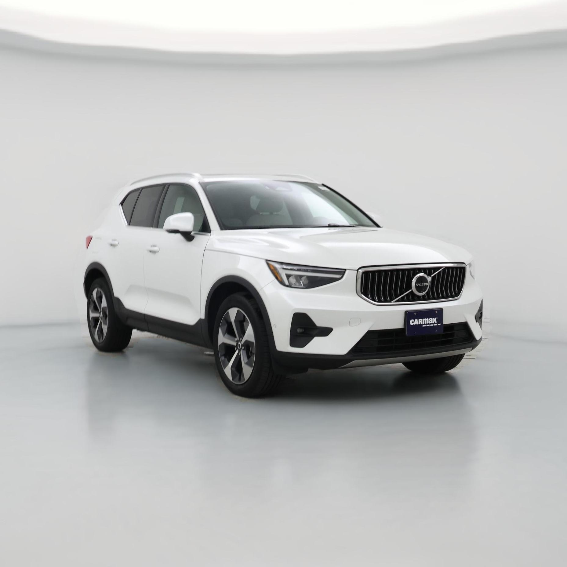 Thumbnail: 2024 Volvo XC40 - 1