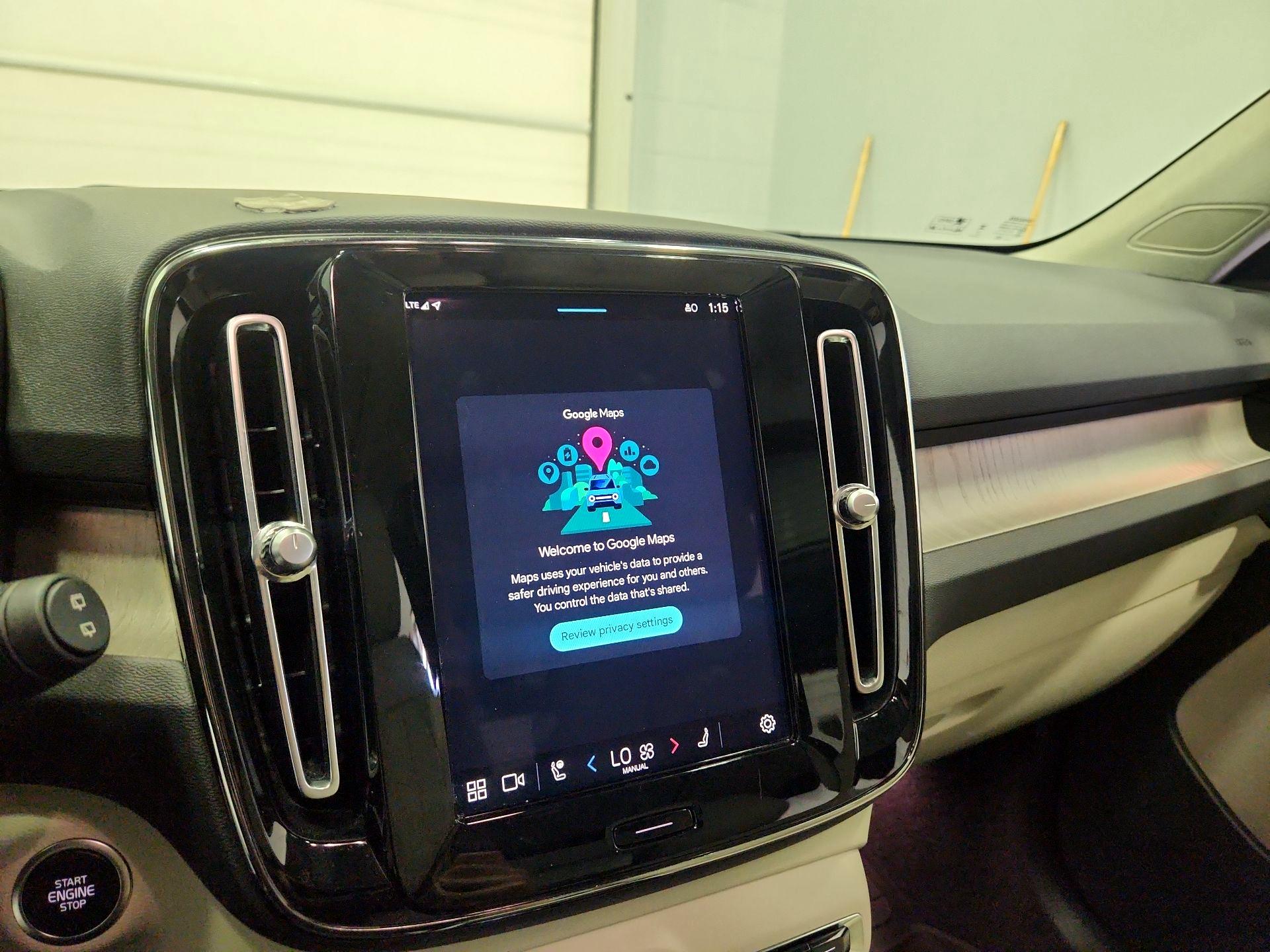 Thumbnail: 2024 Volvo XC40 - 14