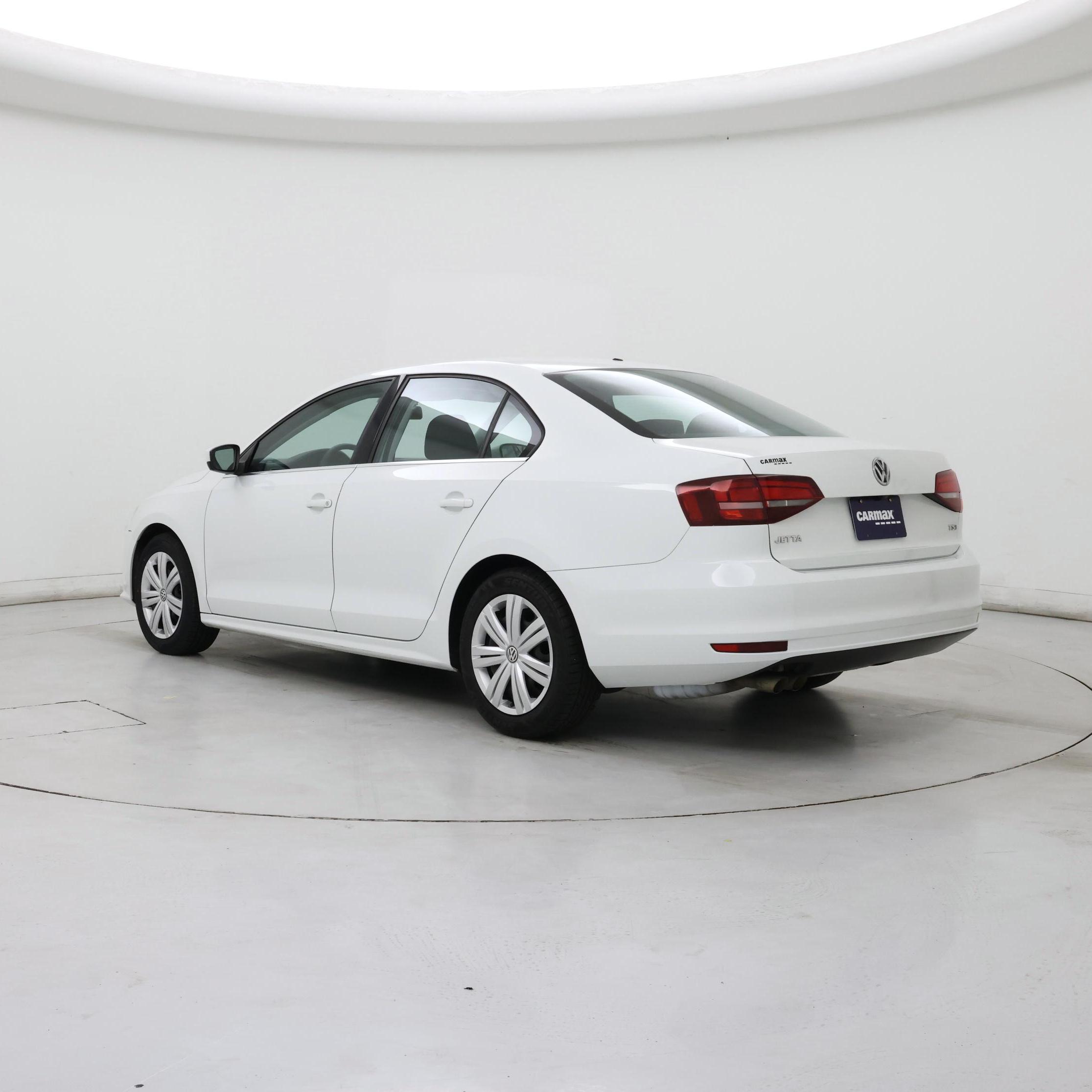 Thumbnail: 2017 Volkswagen Jetta - 2