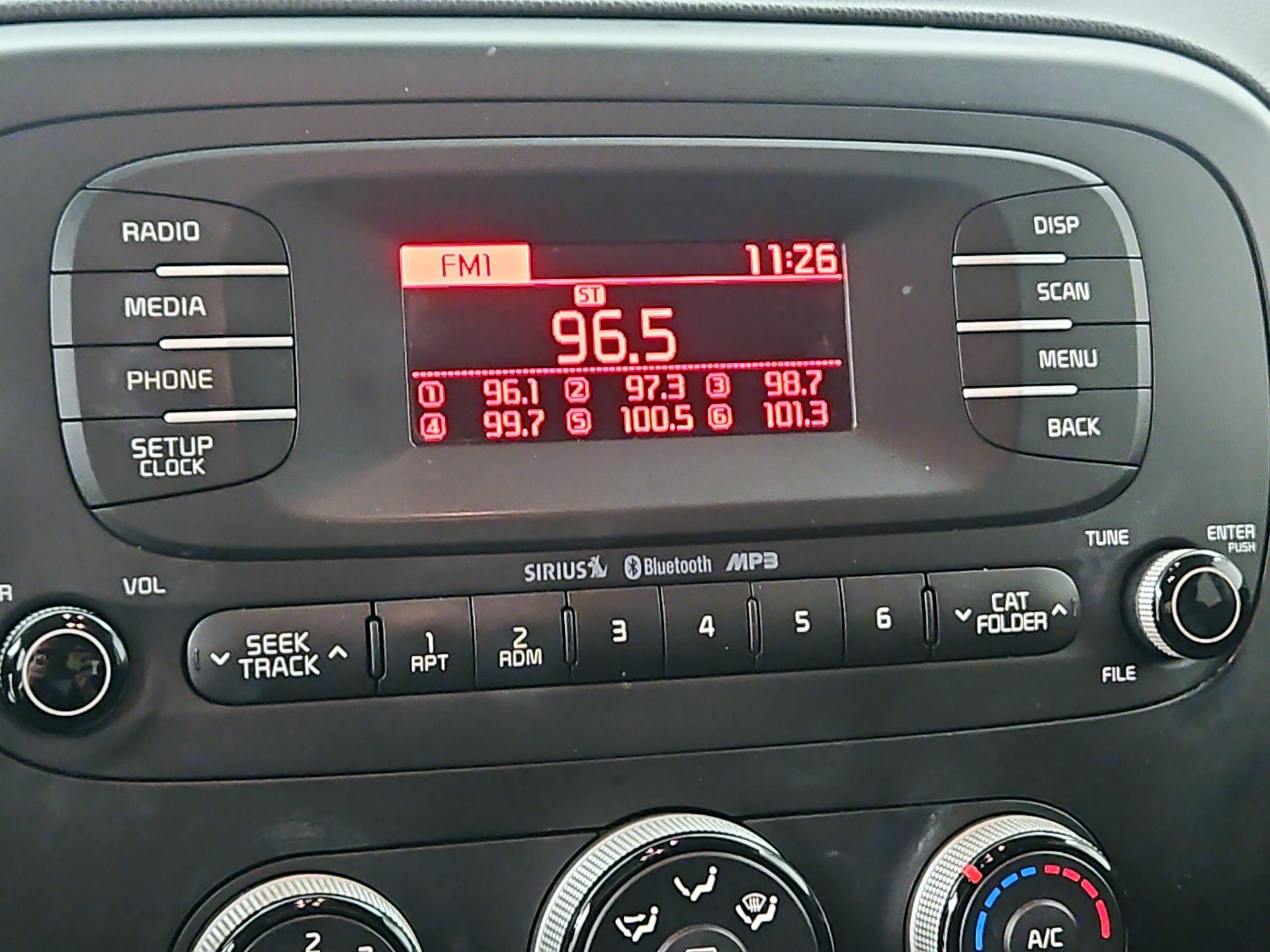 Thumbnail: 2014 Kia Soul - 14