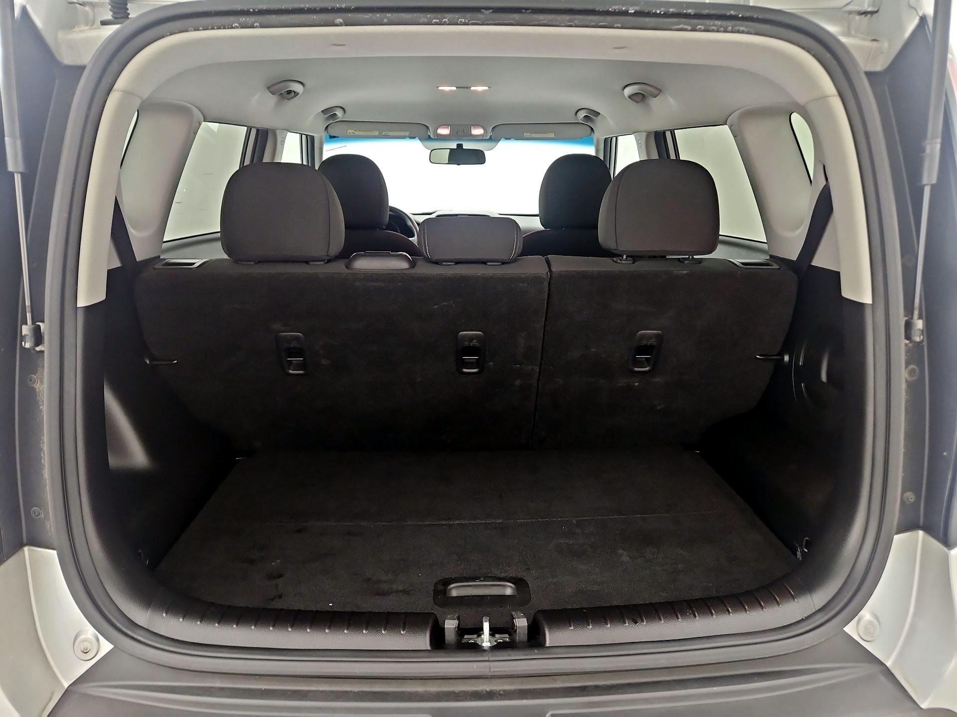 Thumbnail: 2014 Kia Soul - 19