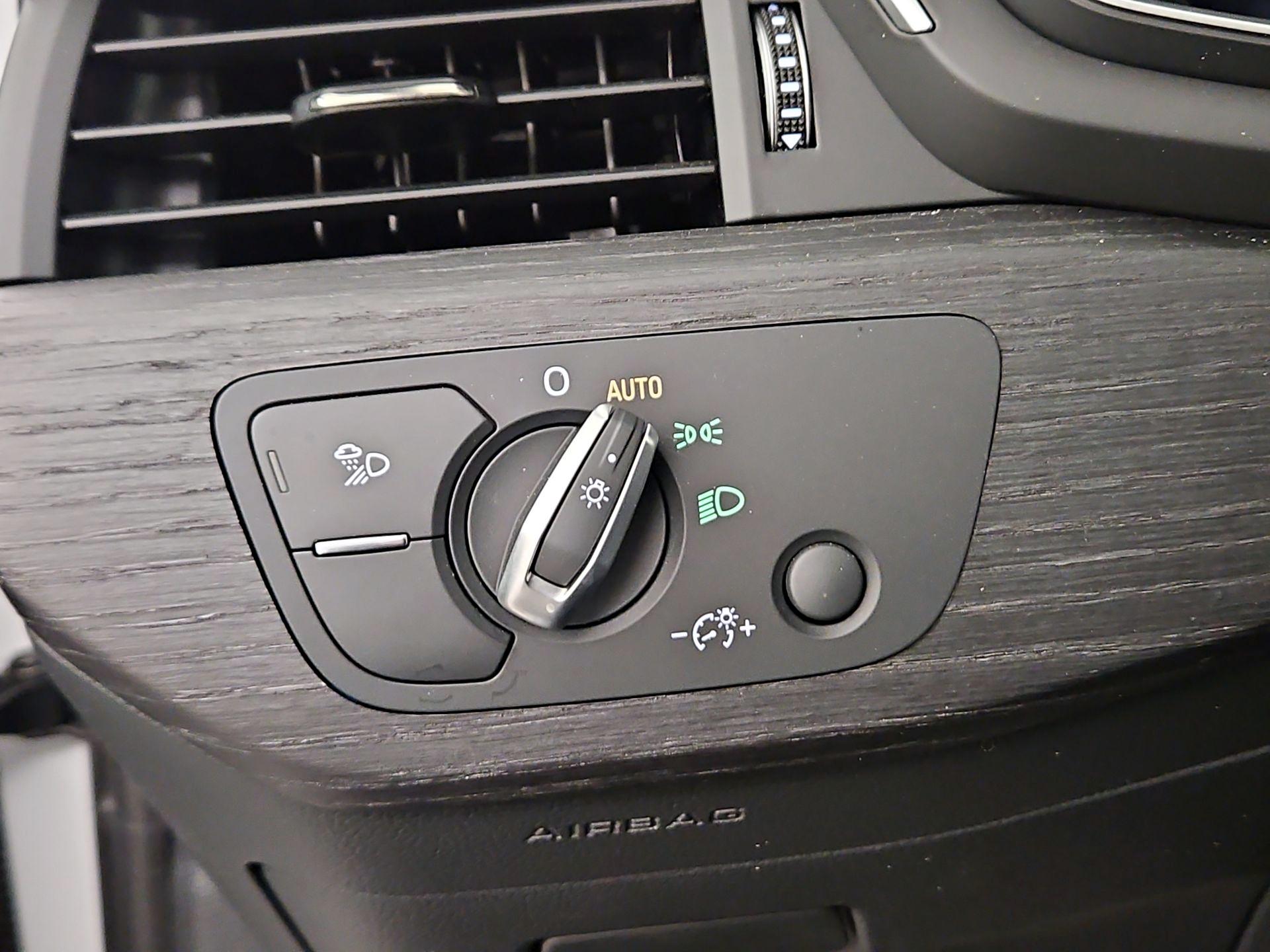 Thumbnail: 2022 Audi A4 - 13