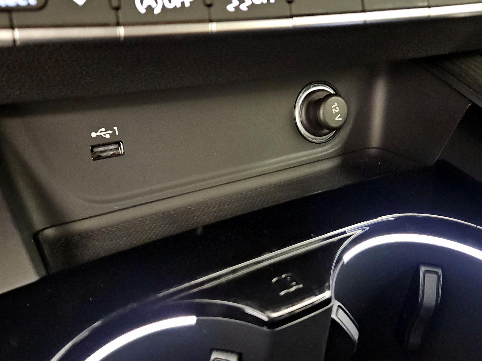 Thumbnail: 2022 Audi A4 - 18