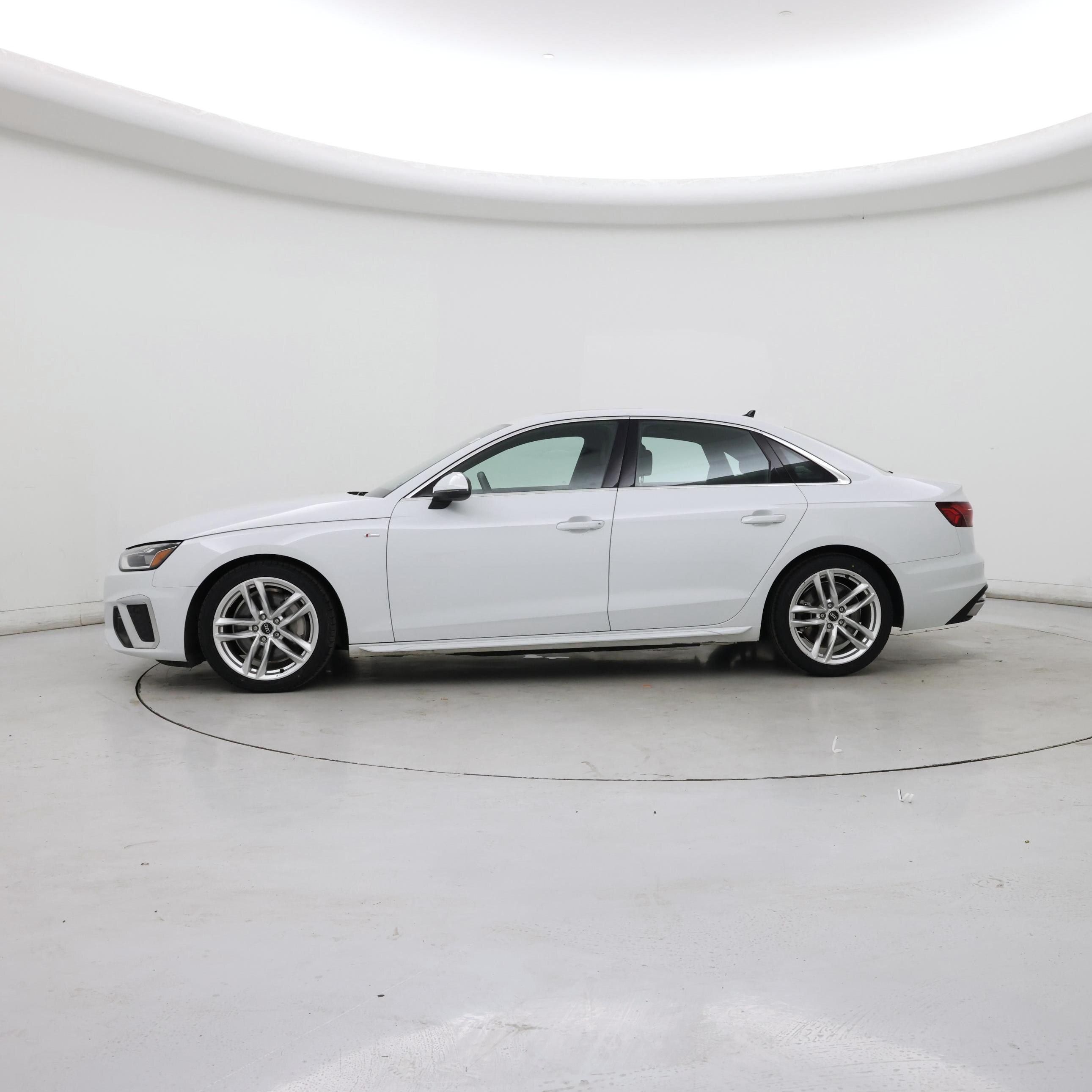 Thumbnail: 2022 Audi A4 - 3