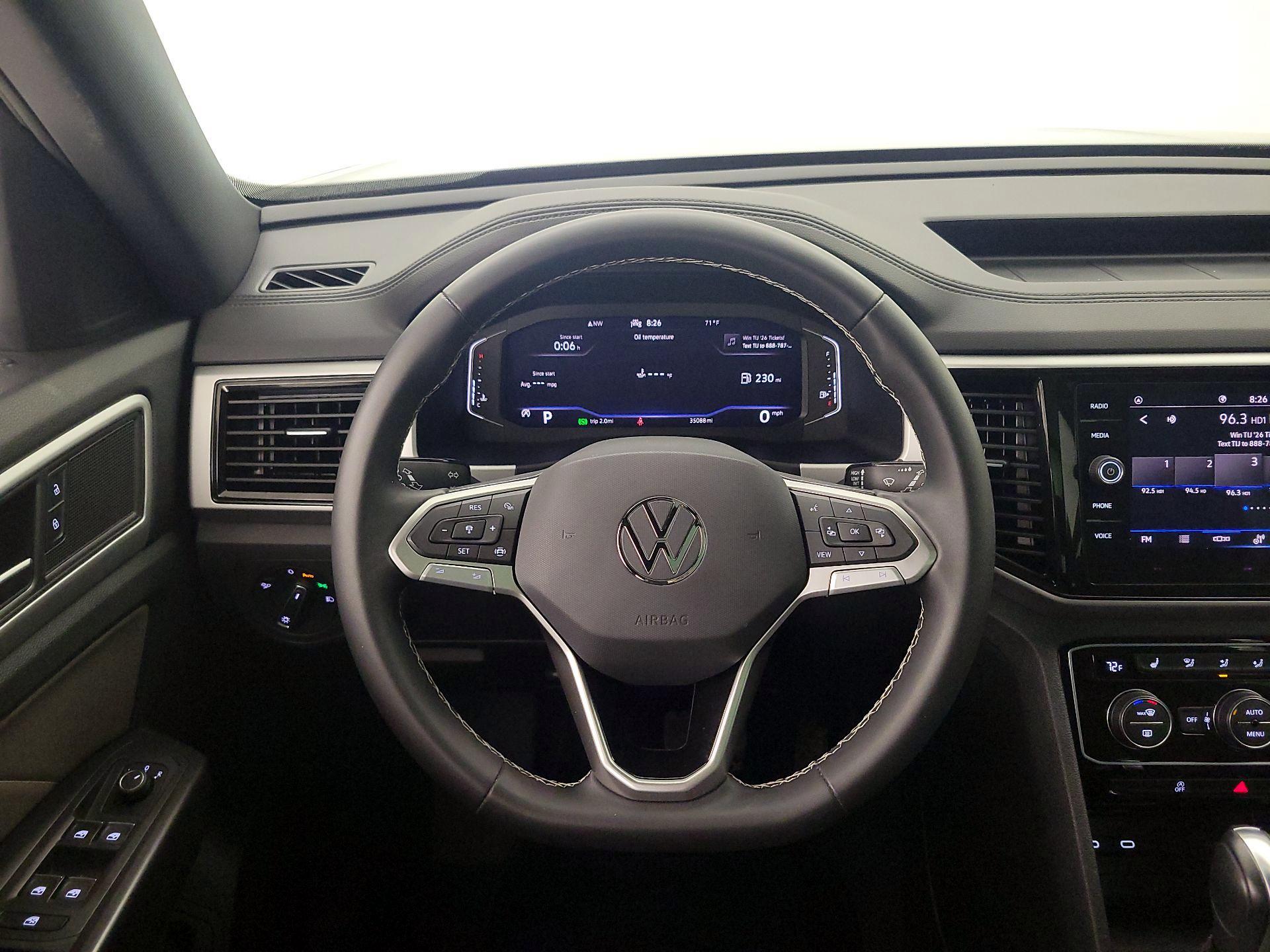 Thumbnail: 2023 Volkswagen Atlas - 10