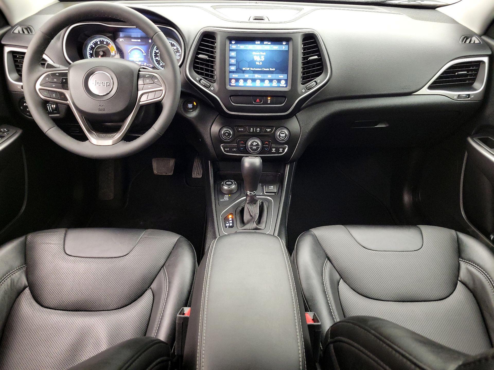 Thumbnail: 2022 Jeep Cherokee - 9