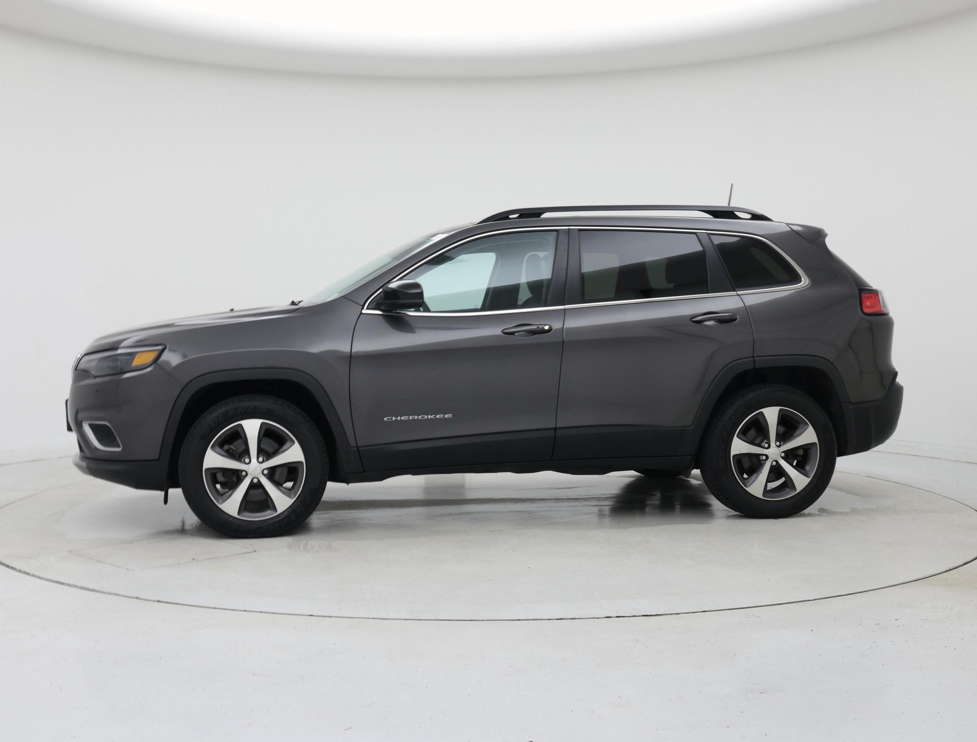 Thumbnail: 2022 Jeep Cherokee - 3