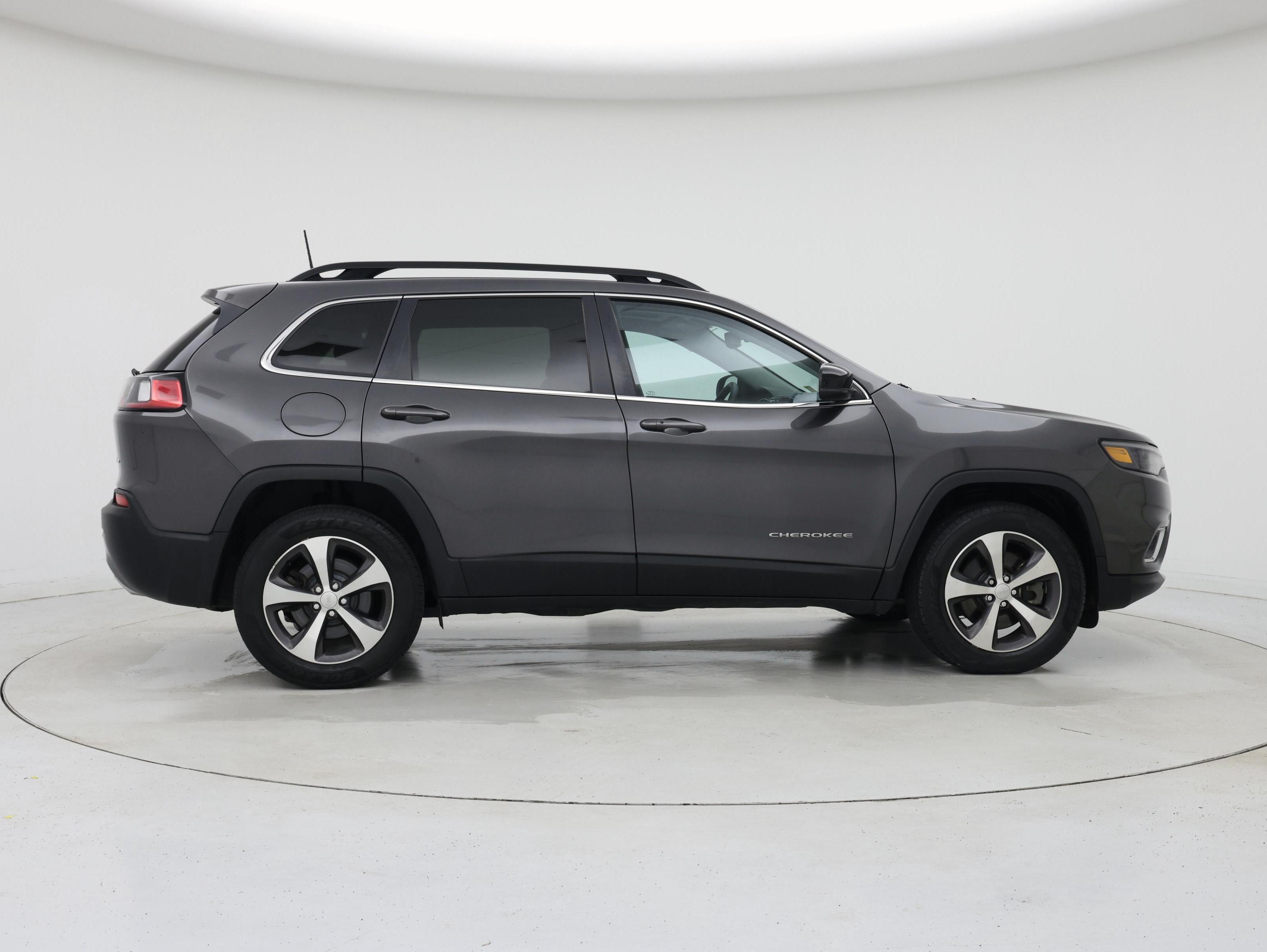 Thumbnail: 2022 Jeep Cherokee - 7