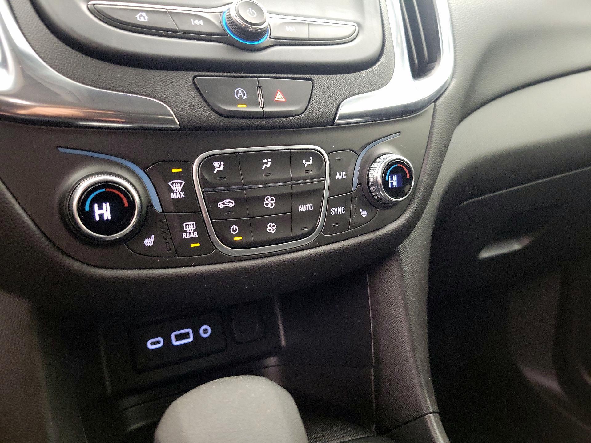 Thumbnail: 2024 Chevrolet Equinox - 16