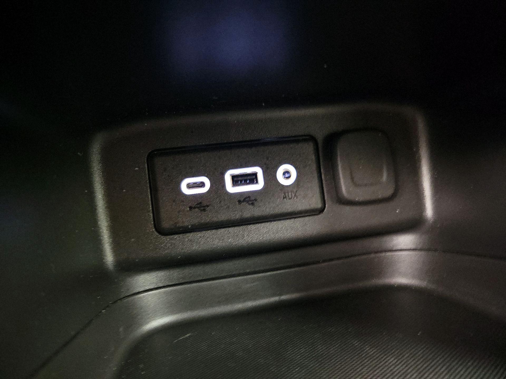 Thumbnail: 2024 Chevrolet Equinox - 18