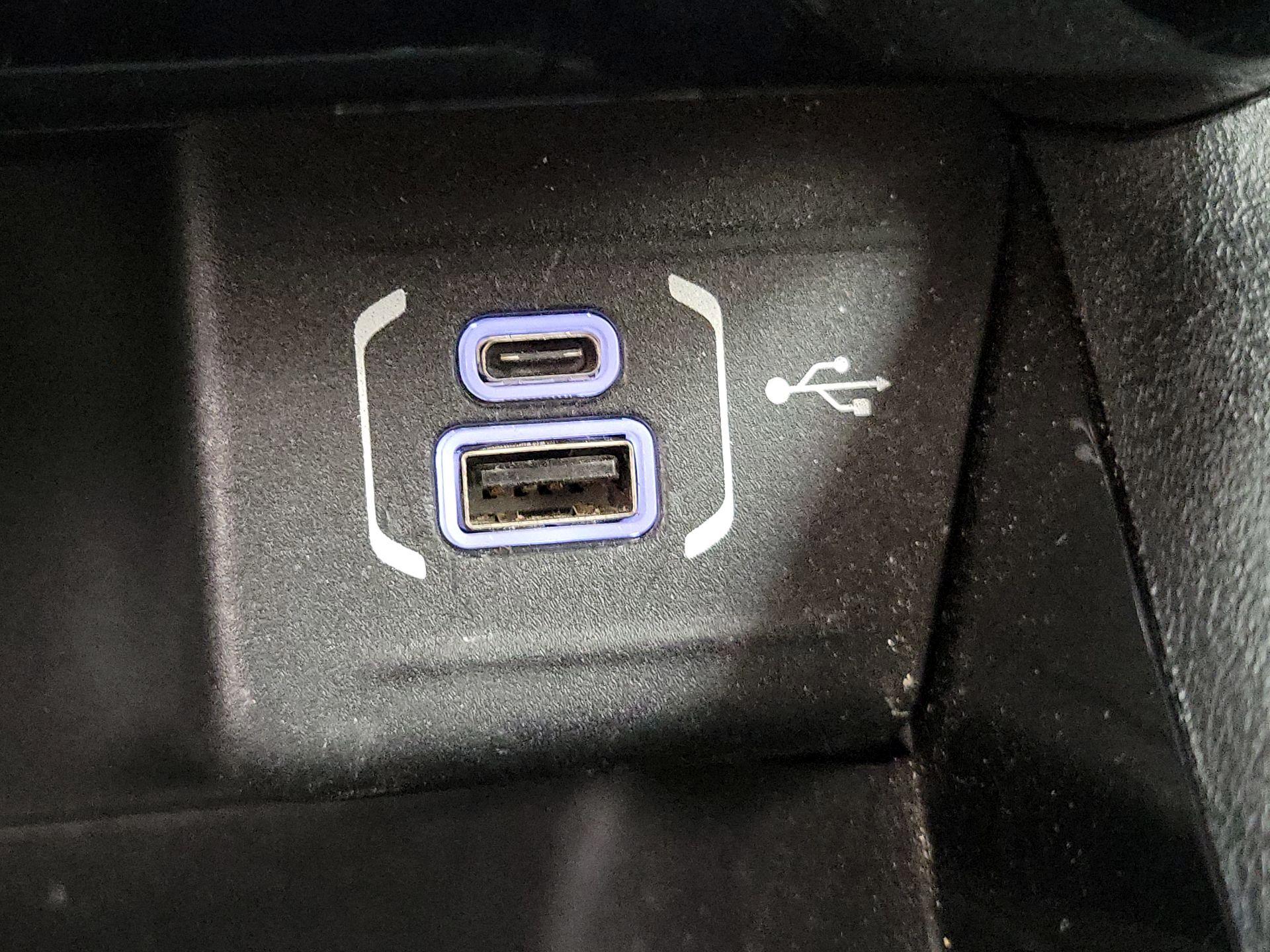 Thumbnail: 2022 Jeep Compass - 18