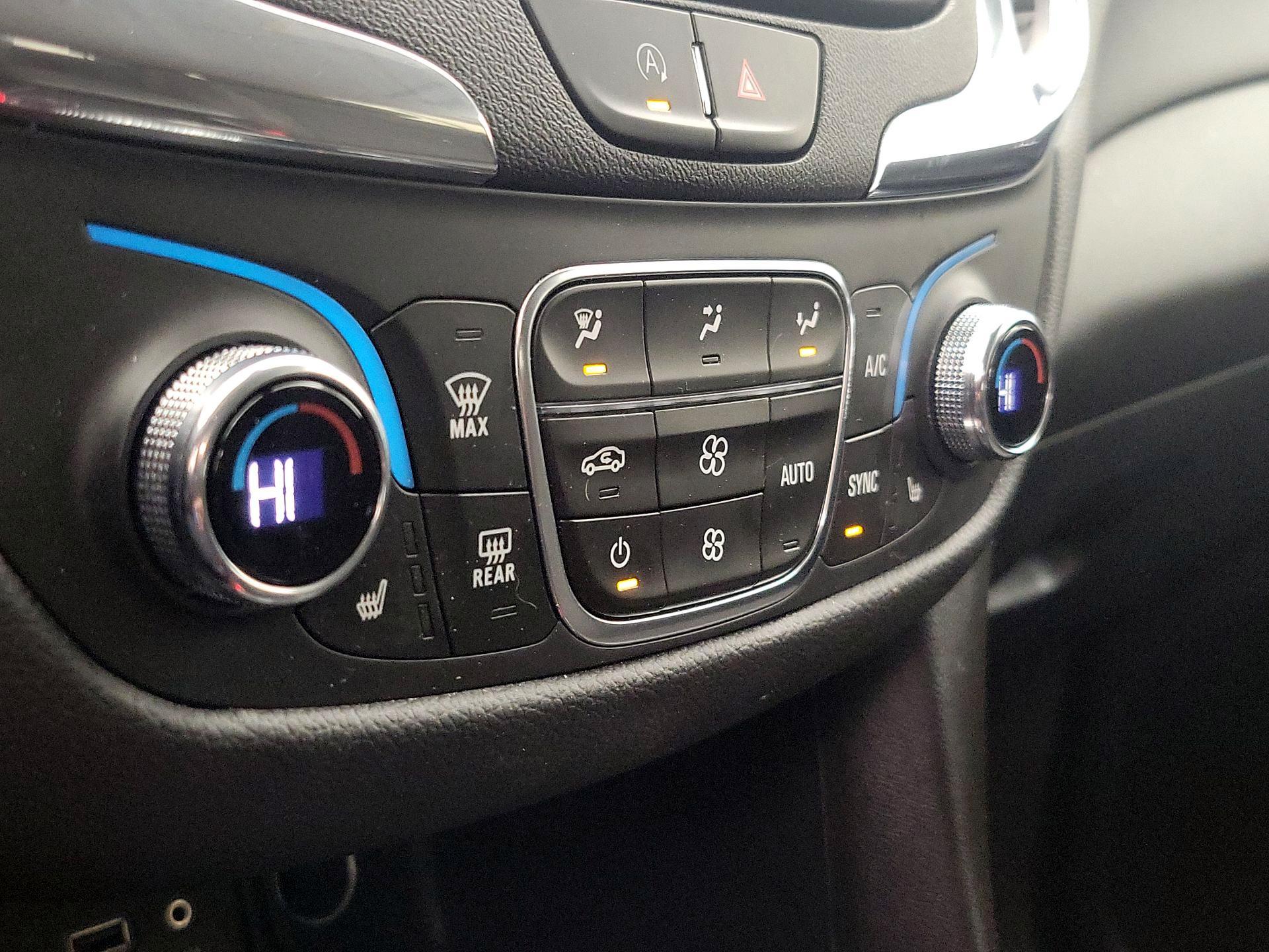 Thumbnail: 2023 Chevrolet Equinox - 16