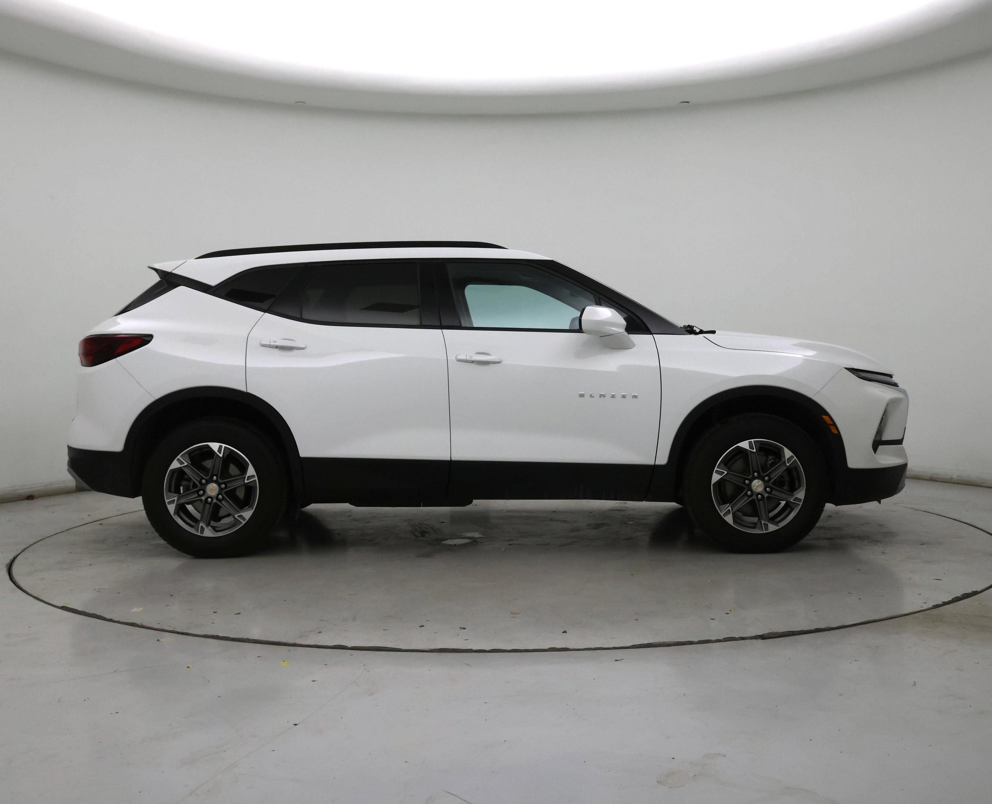 Thumbnail: 2023 Chevrolet Blazer - 7