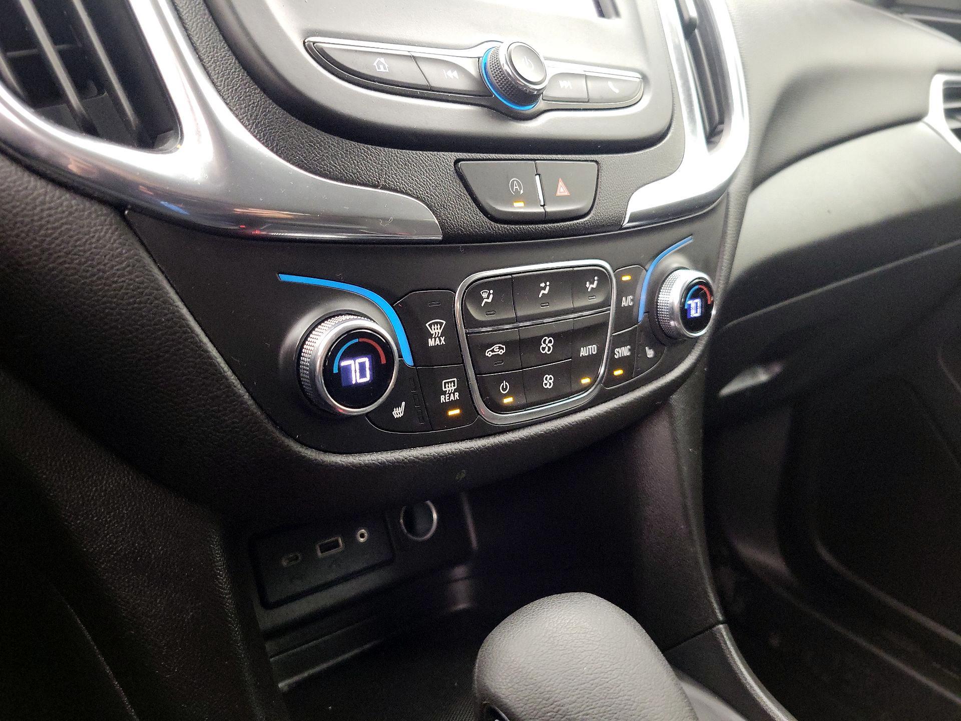 Thumbnail: 2022 Chevrolet Equinox - 16