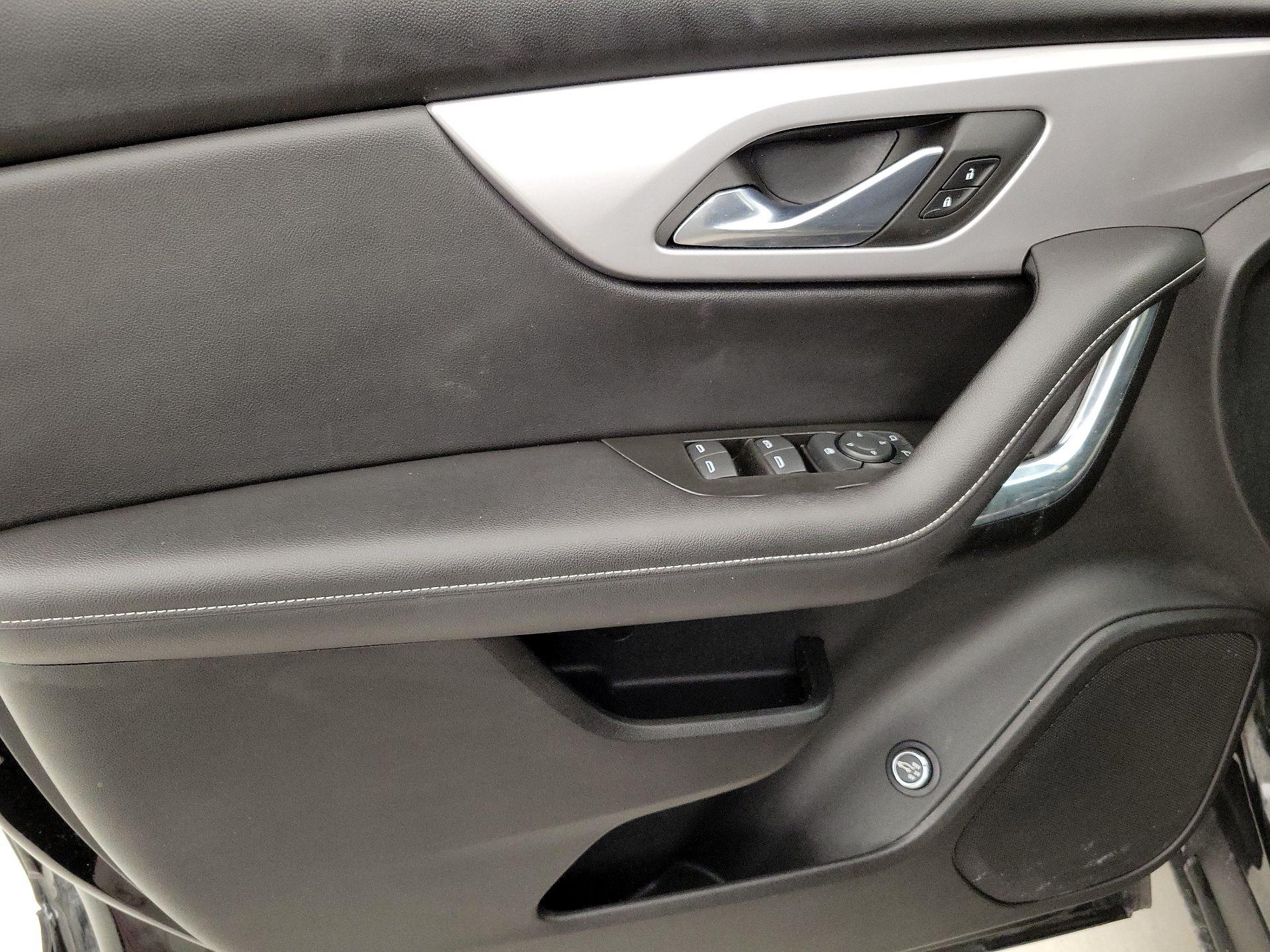 Thumbnail: 2023 Chevrolet Blazer - 12