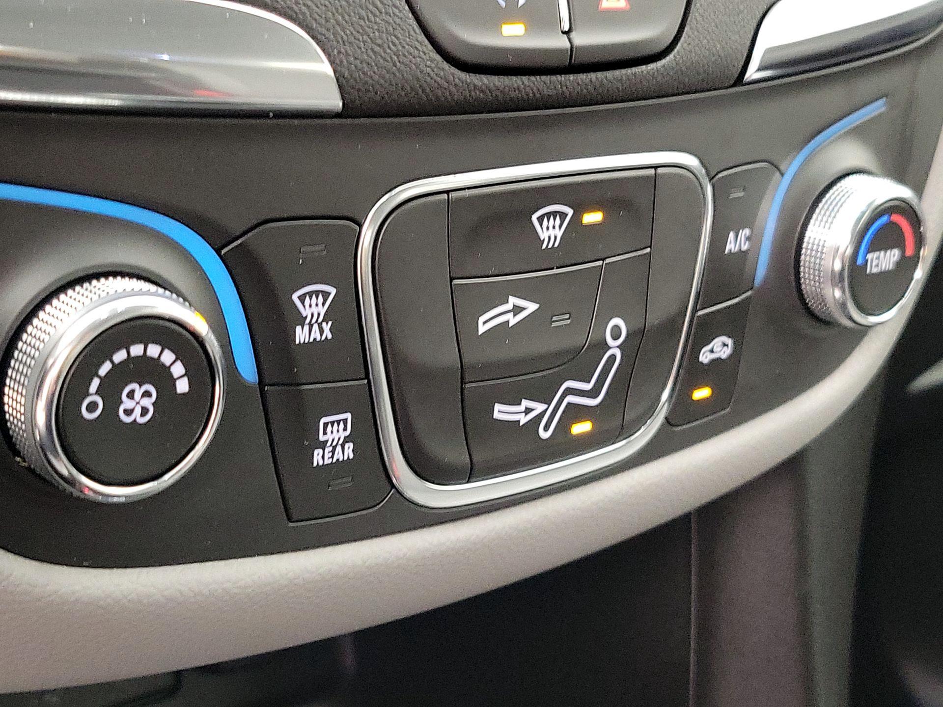 Thumbnail: 2024 Chevrolet Equinox - 16