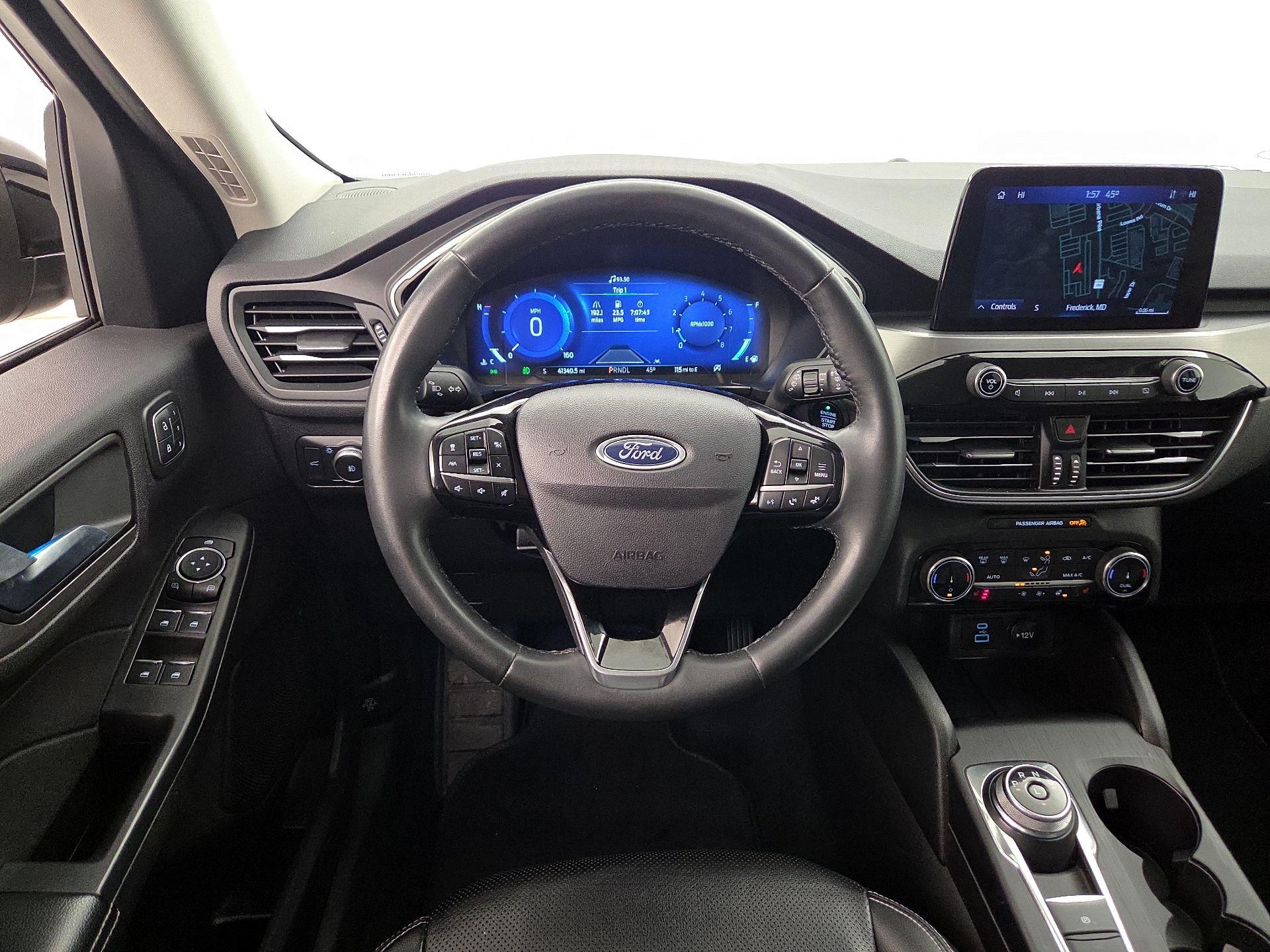 Thumbnail: 2022 Ford Escape - 10