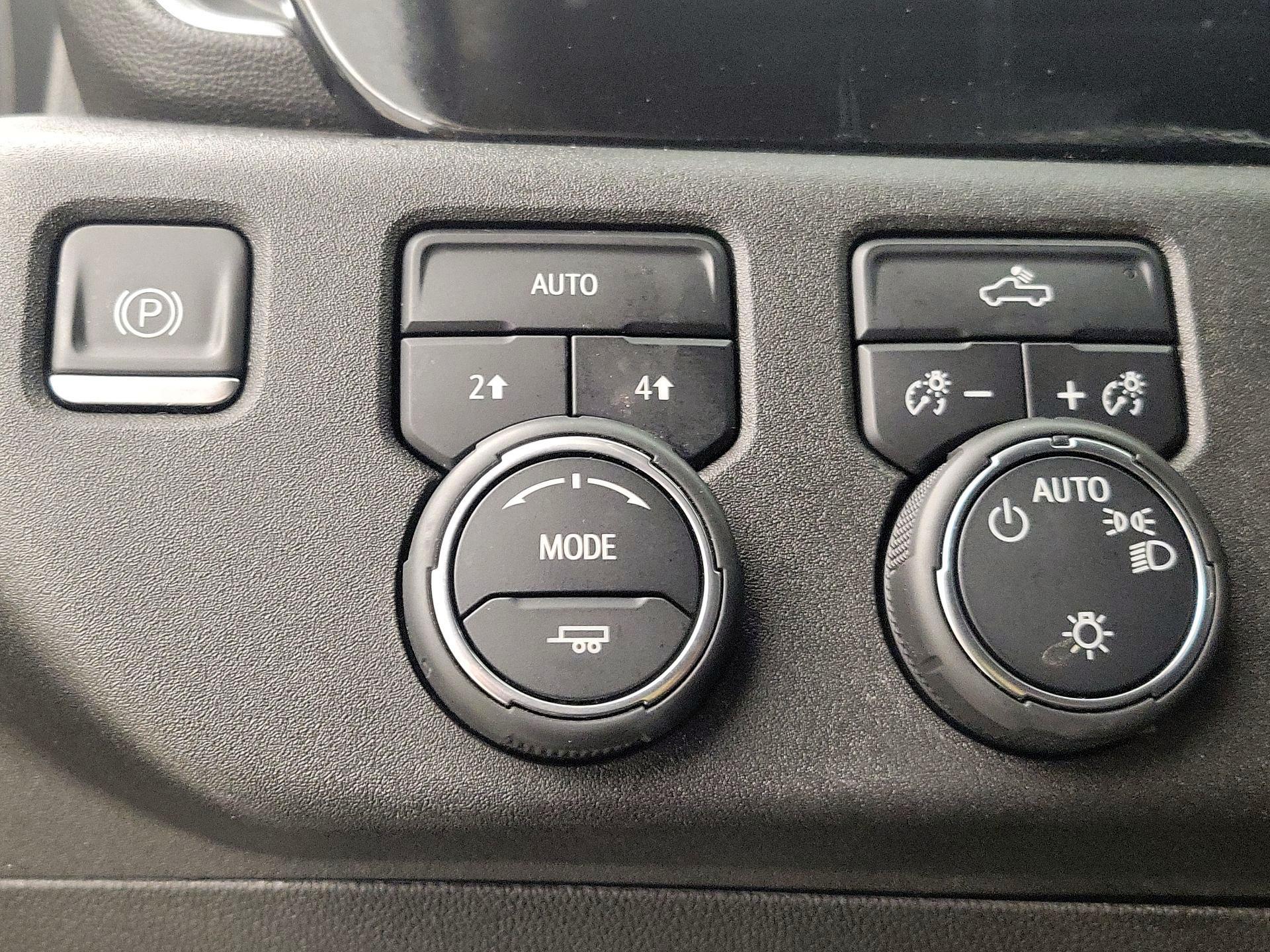 Thumbnail: 2022 Chevrolet Silverado 1500 - 13