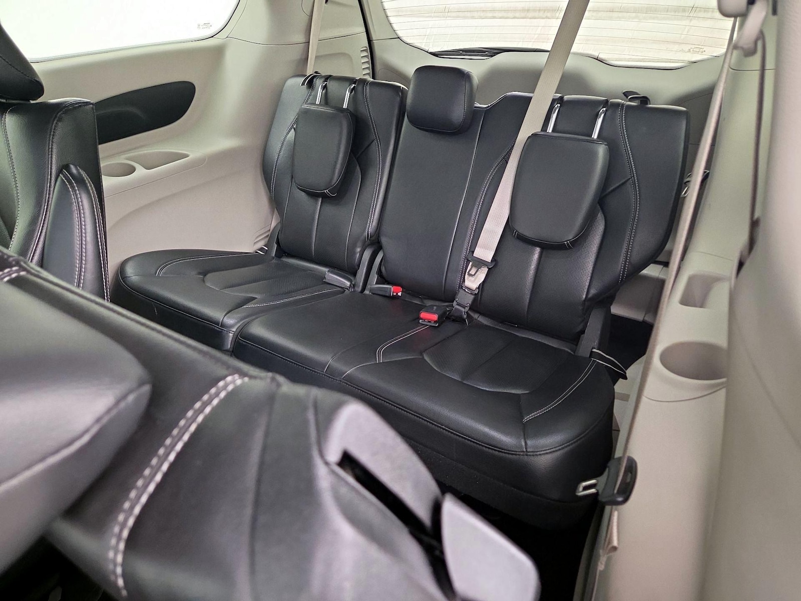 2022 Chrysler Pacifica Hybrid Touring L - Photo 21