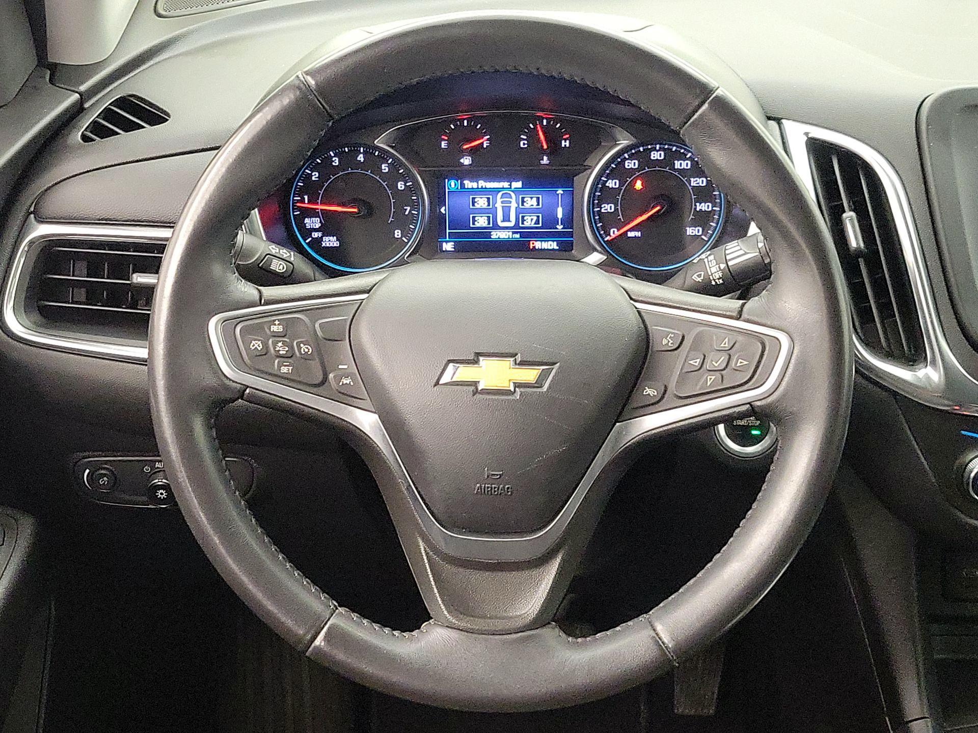 Thumbnail: 2022 Chevrolet Equinox - 10