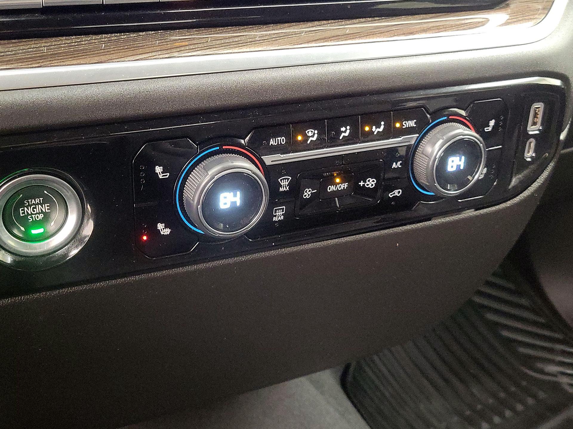 Thumbnail: 2022 Chevrolet Silverado 1500 - 16