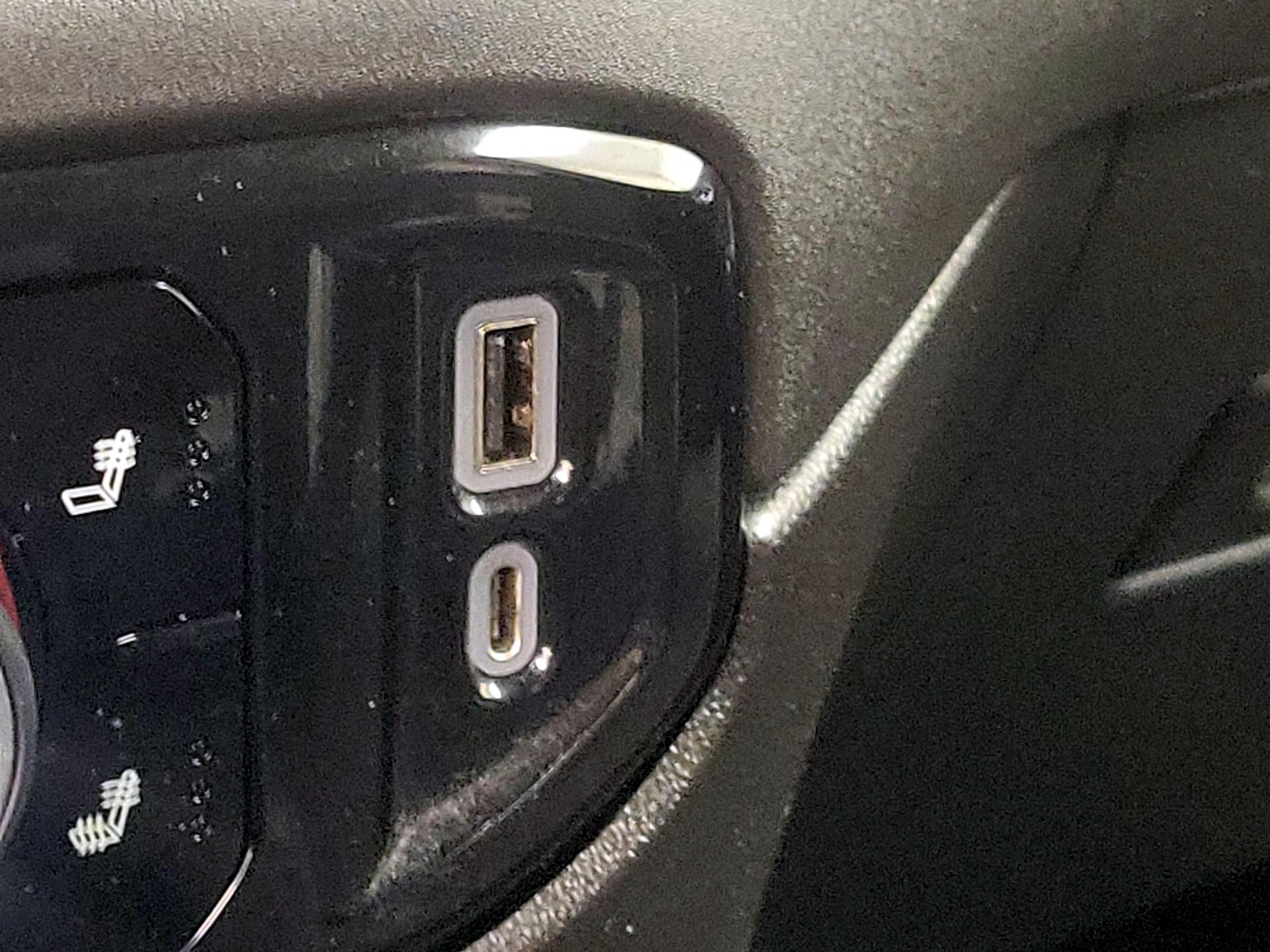 Thumbnail: 2022 Chevrolet Silverado 1500 - 18