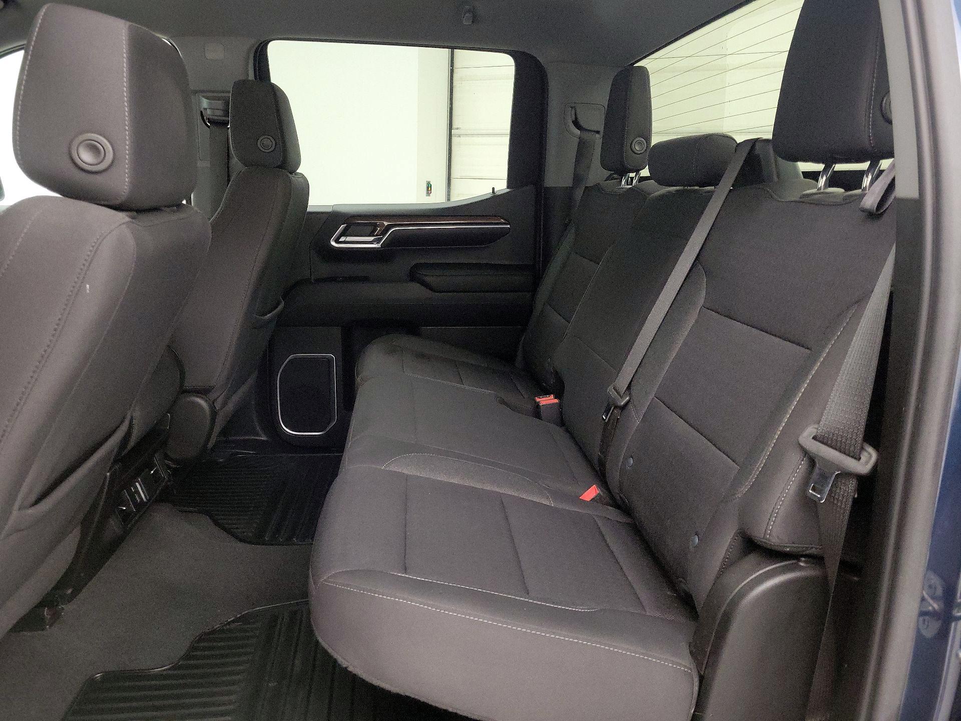 Thumbnail: 2022 Chevrolet Silverado 1500 - 19