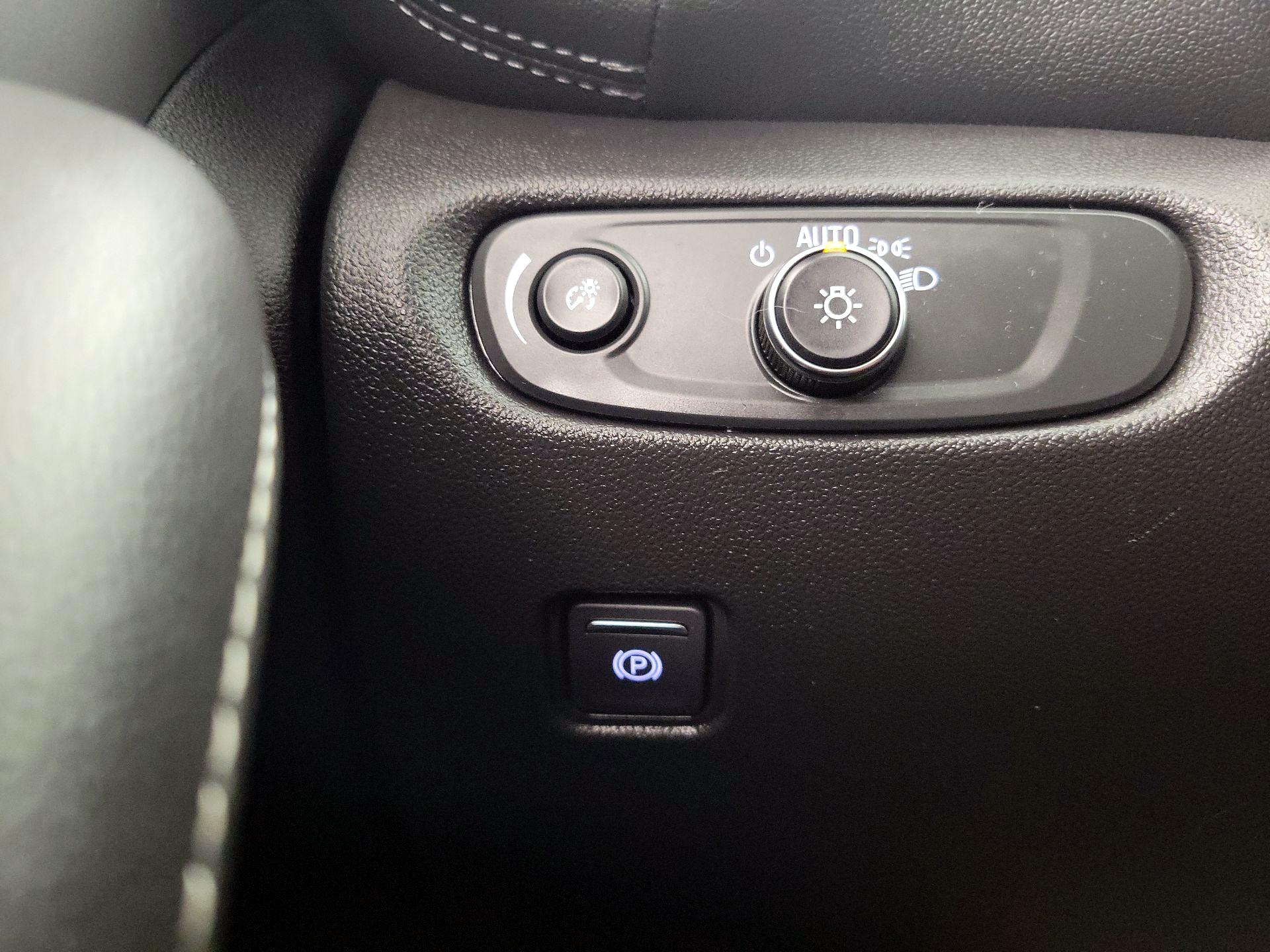 Thumbnail: 2023 Chevrolet Blazer - 13