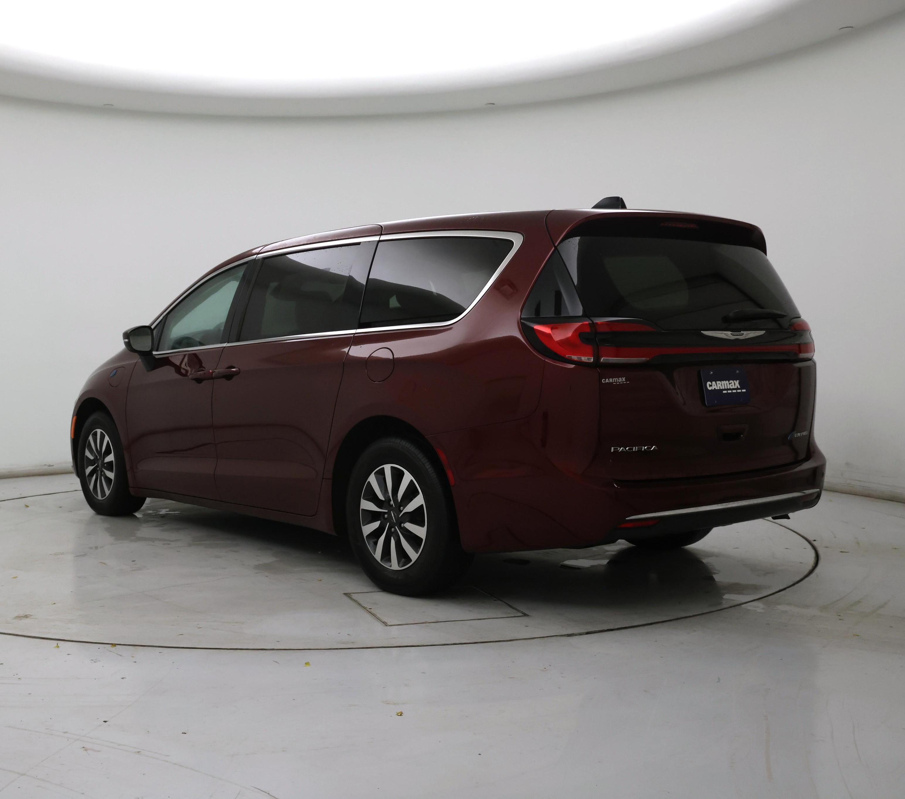 Thumbnail: 2023 Chrysler Pacifica - 2