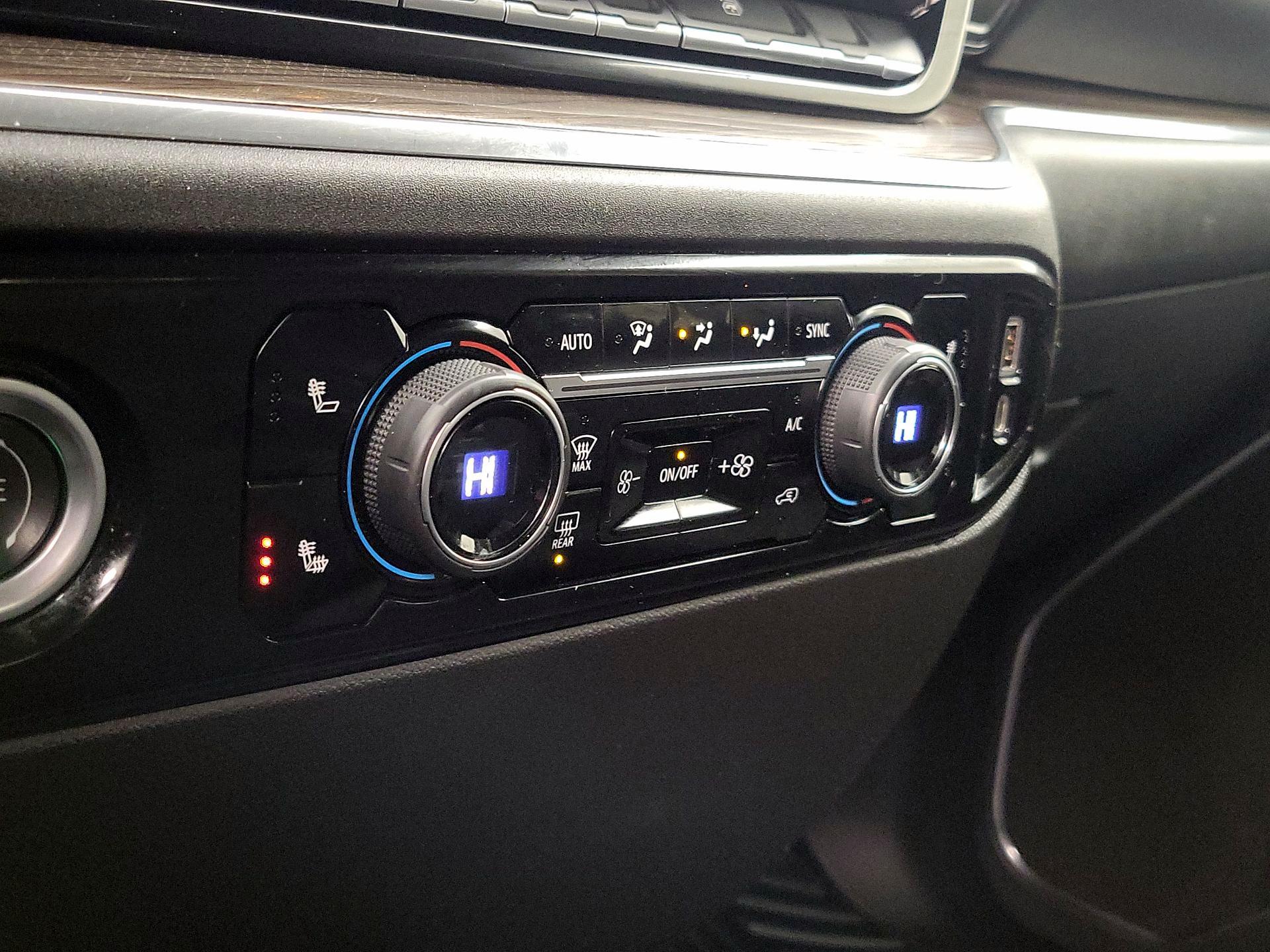 Thumbnail: 2023 Chevrolet Silverado 1500 - 16