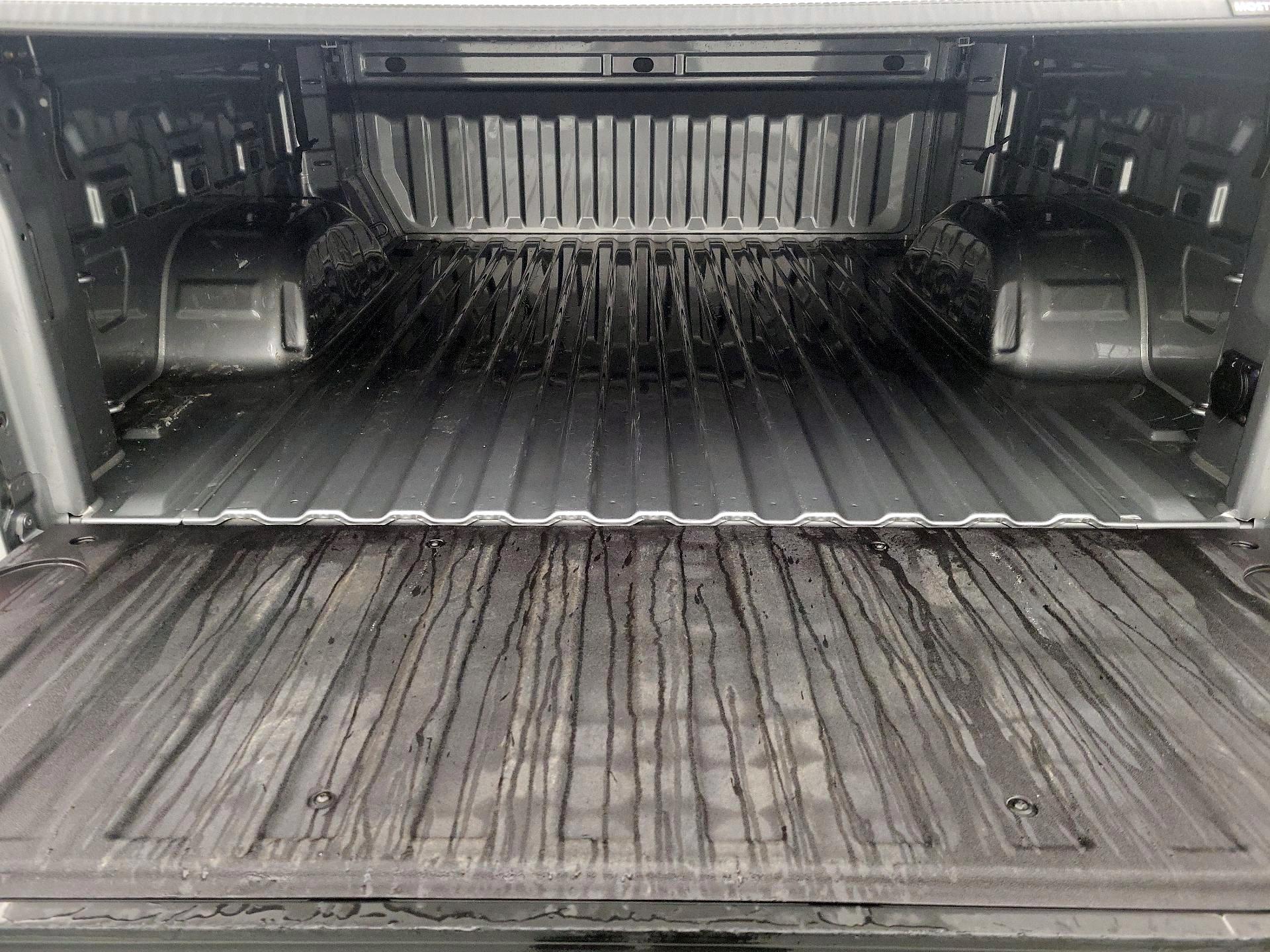 Thumbnail: 2023 Chevrolet Silverado 1500 - 20