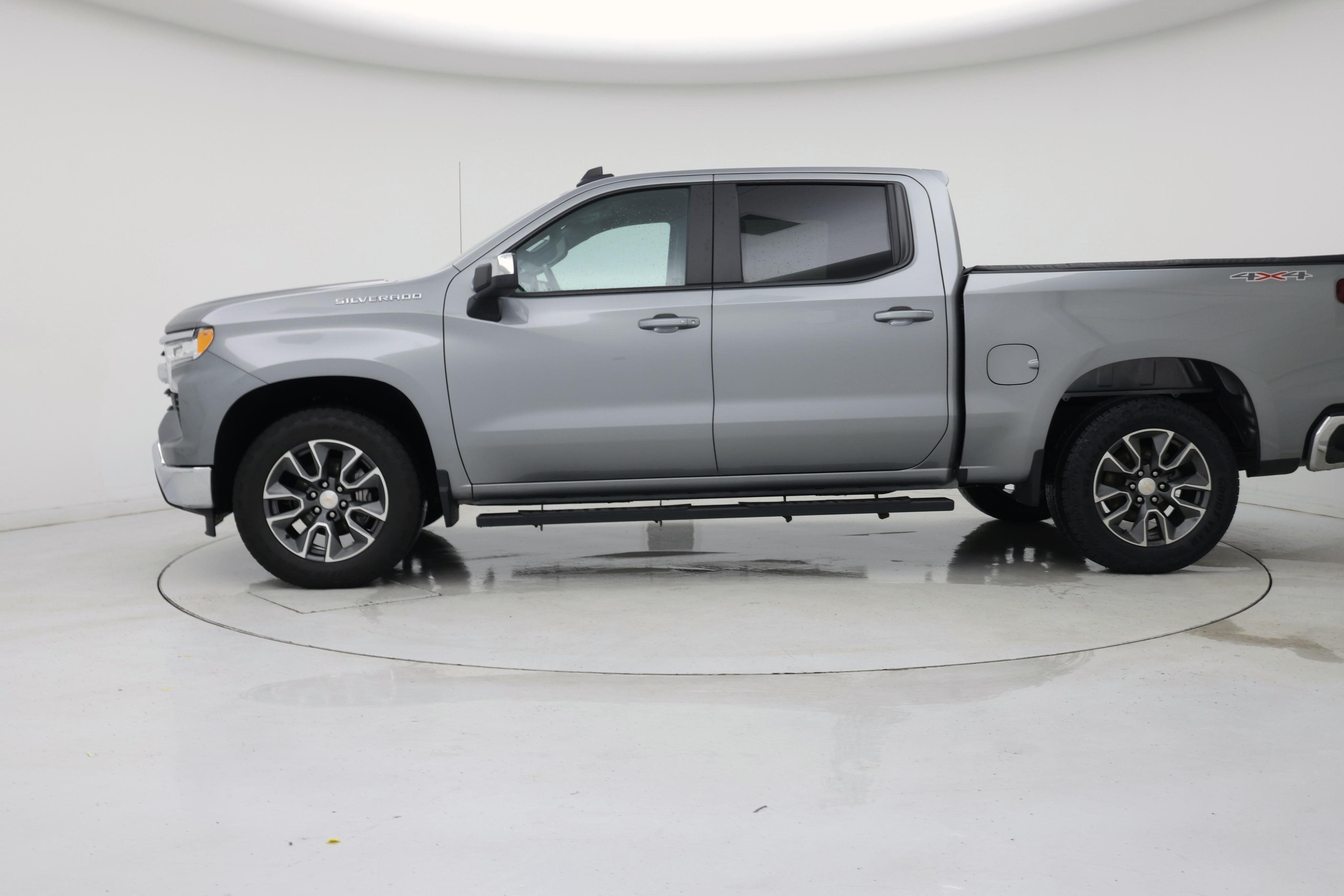 Thumbnail: 2023 Chevrolet Silverado 1500 - 3