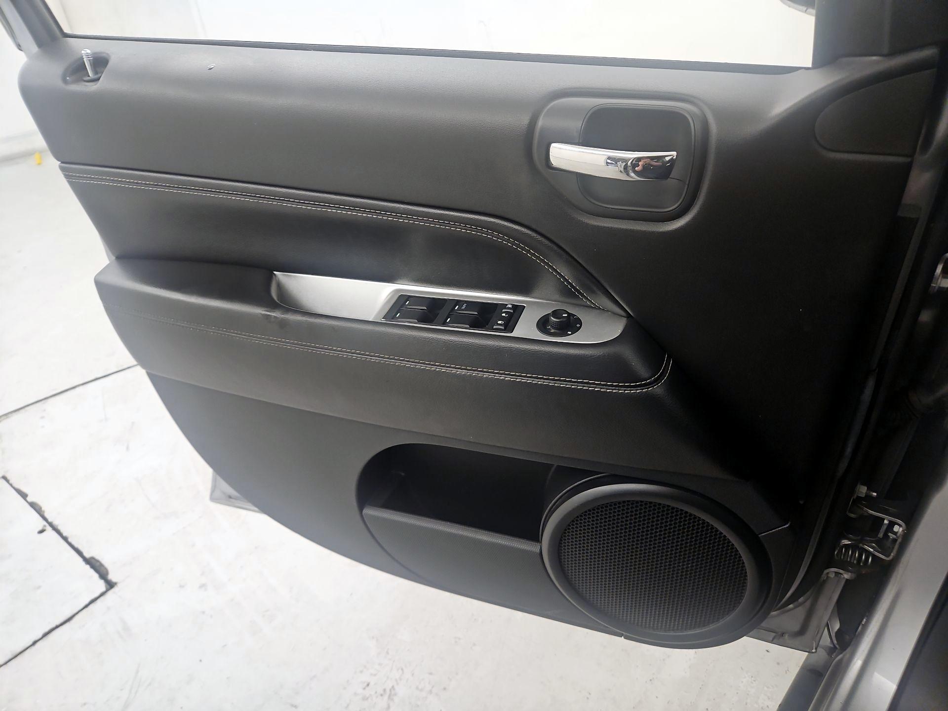 Thumbnail: 2016 Jeep Compass - 12