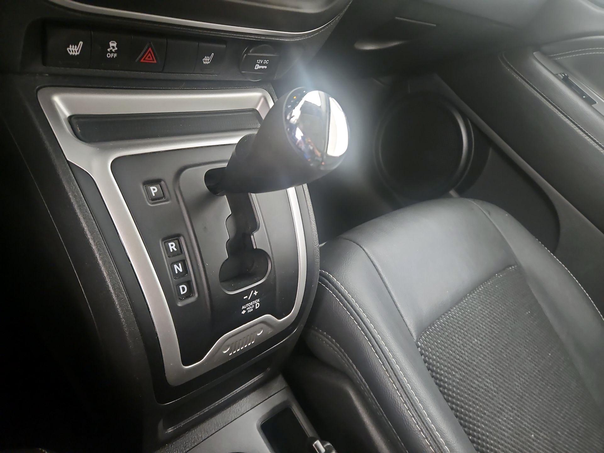 Thumbnail: 2016 Jeep Compass - 15