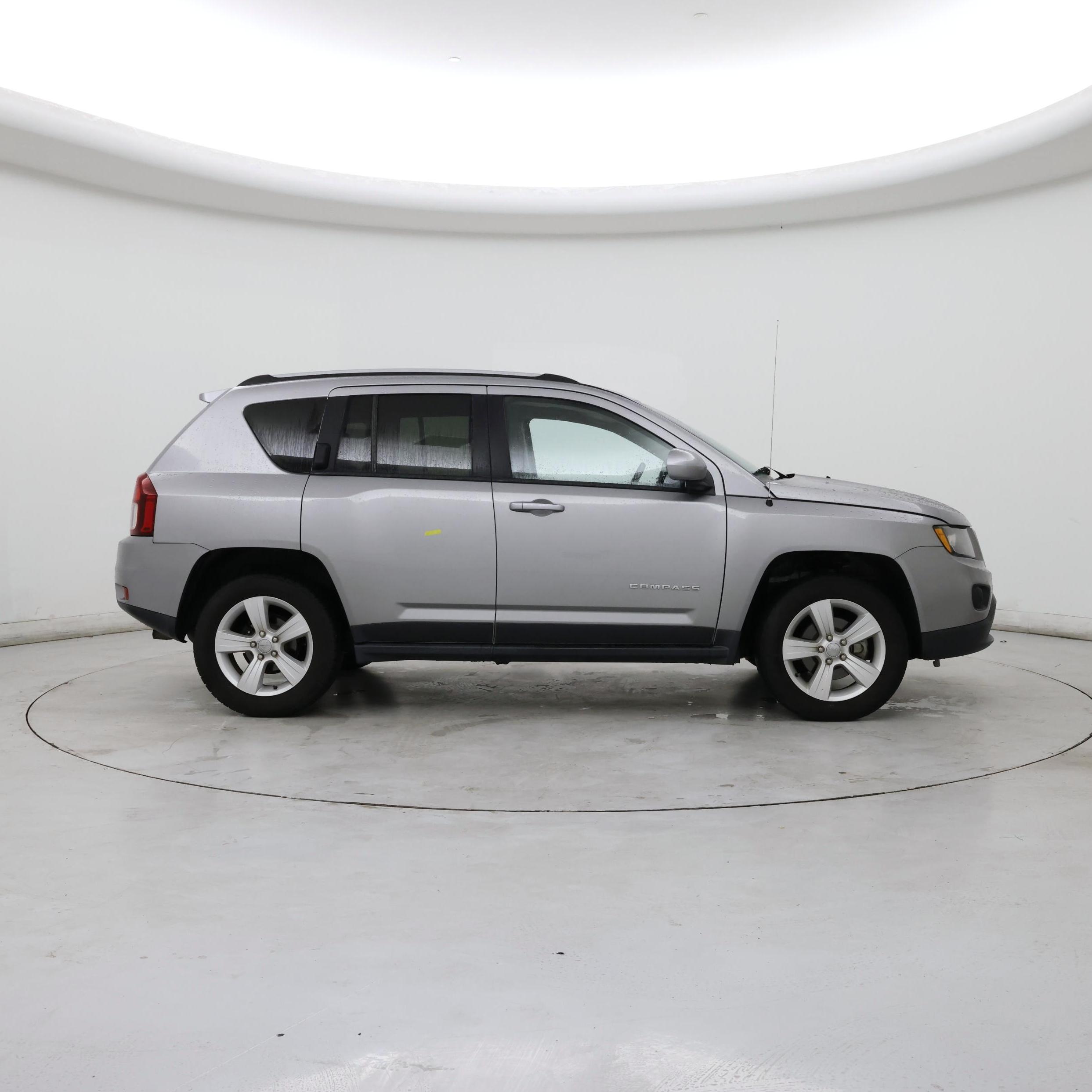 Thumbnail: 2016 Jeep Compass - 7