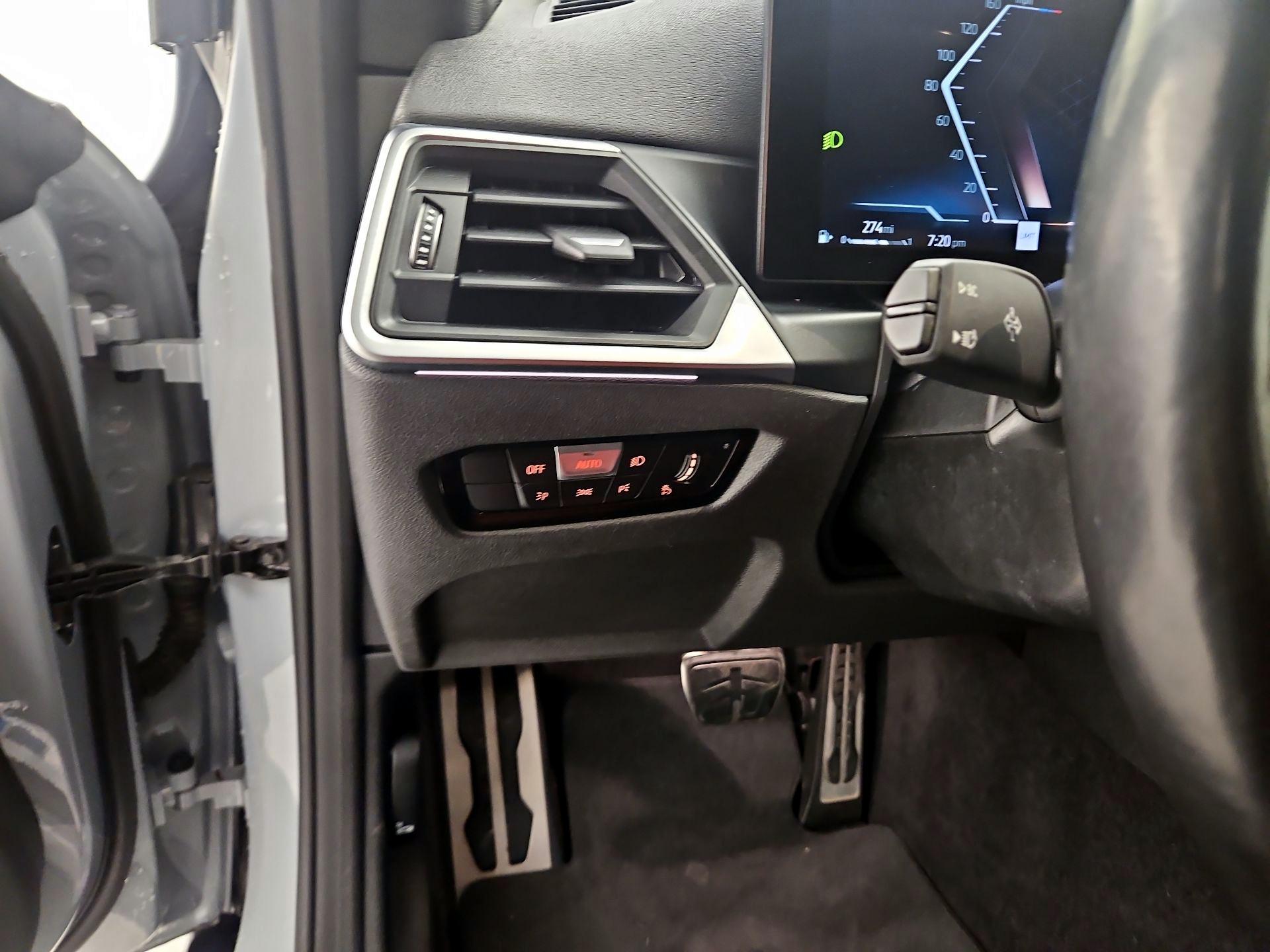 Thumbnail: 2024 BMW 4 Series - 13