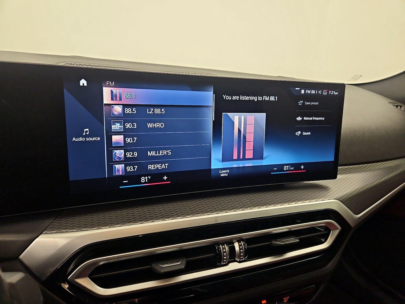 2024 BMW 4 Series M440i - Photo 17