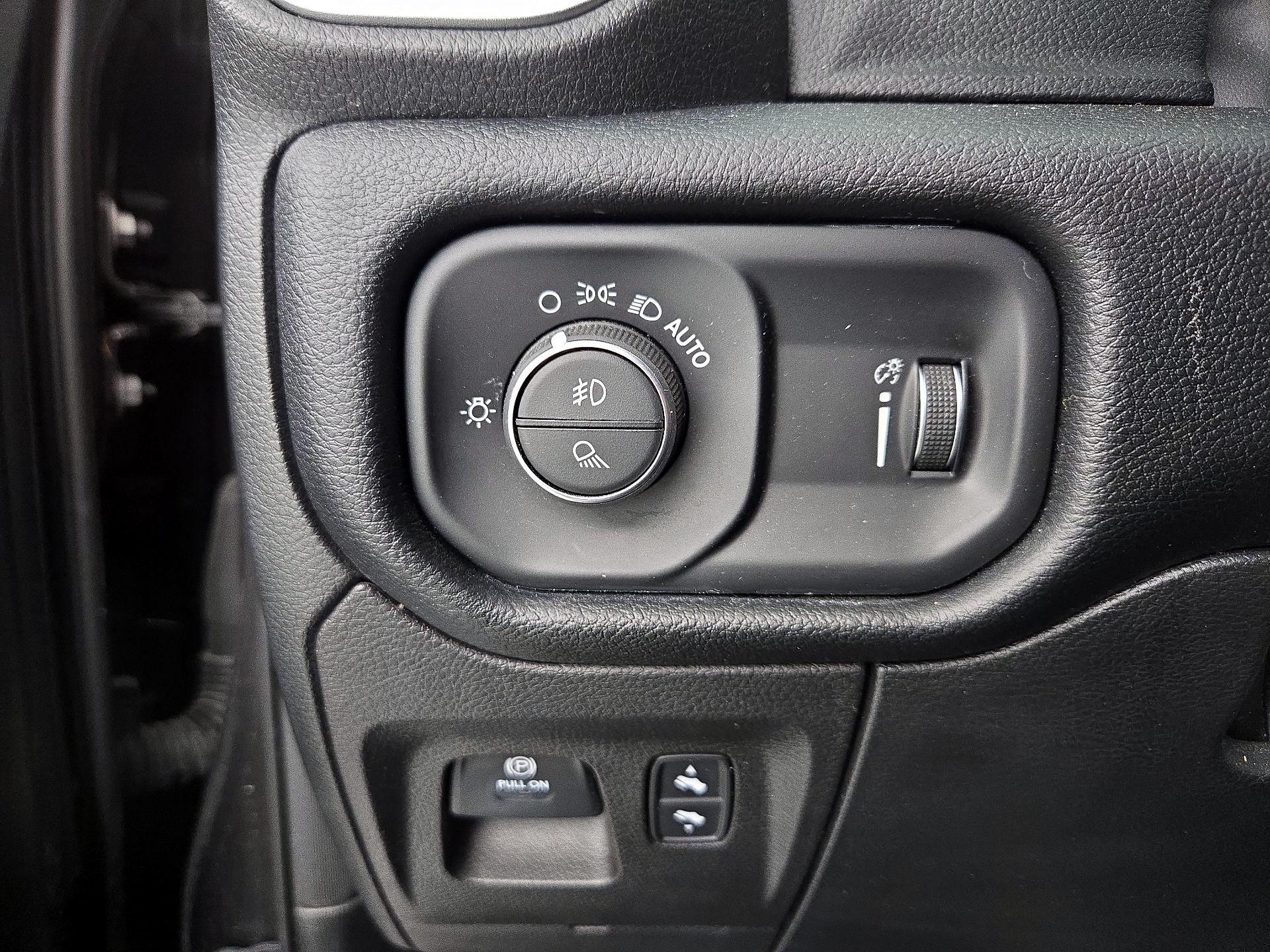 Thumbnail: 2022 RAM 1500 - 13