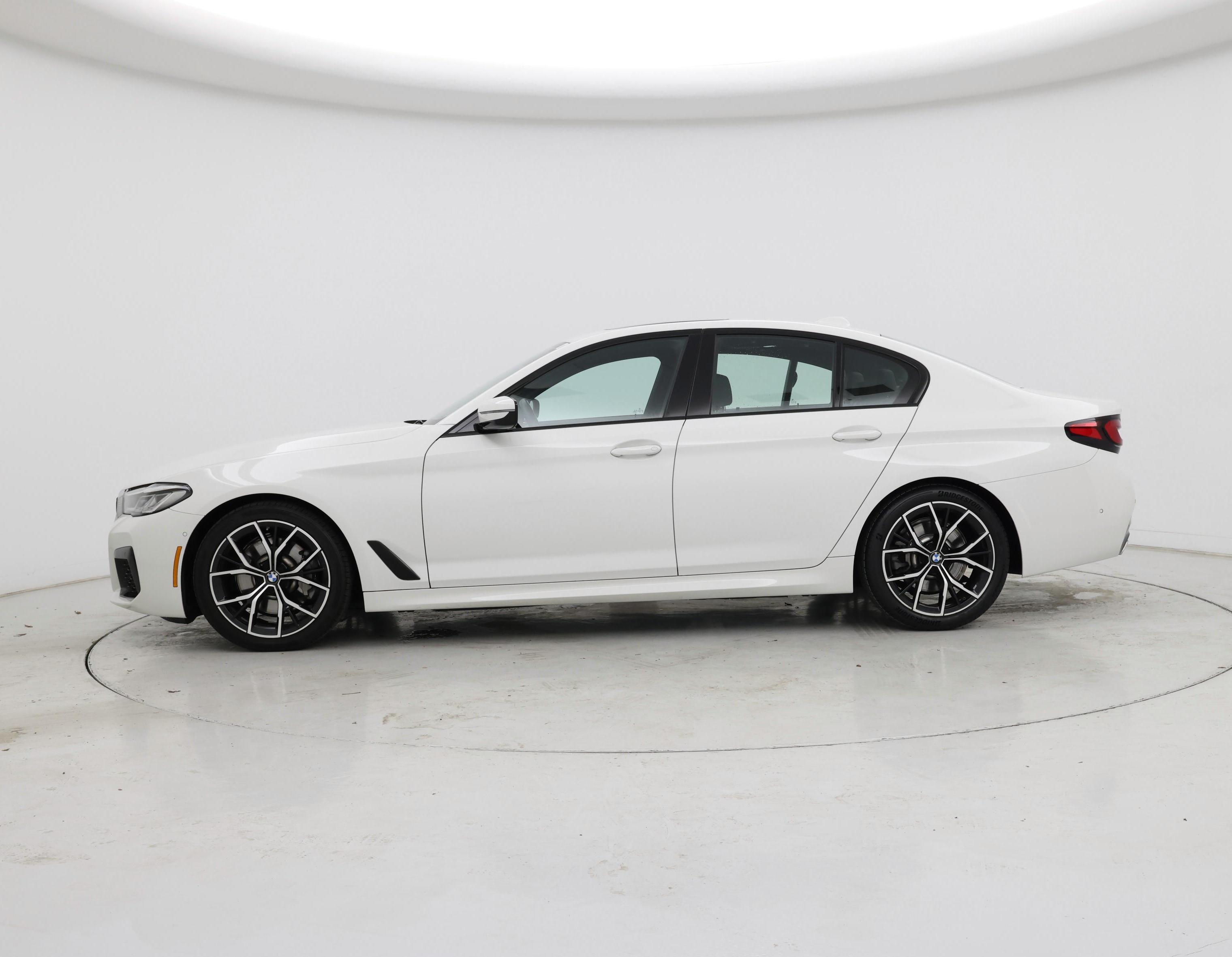 Thumbnail: 2023 BMW 5 Series - 3