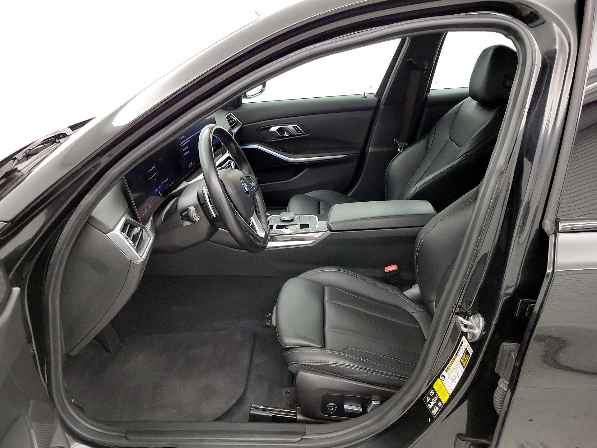 Thumbnail: 2023 BMW 3 Series - 11