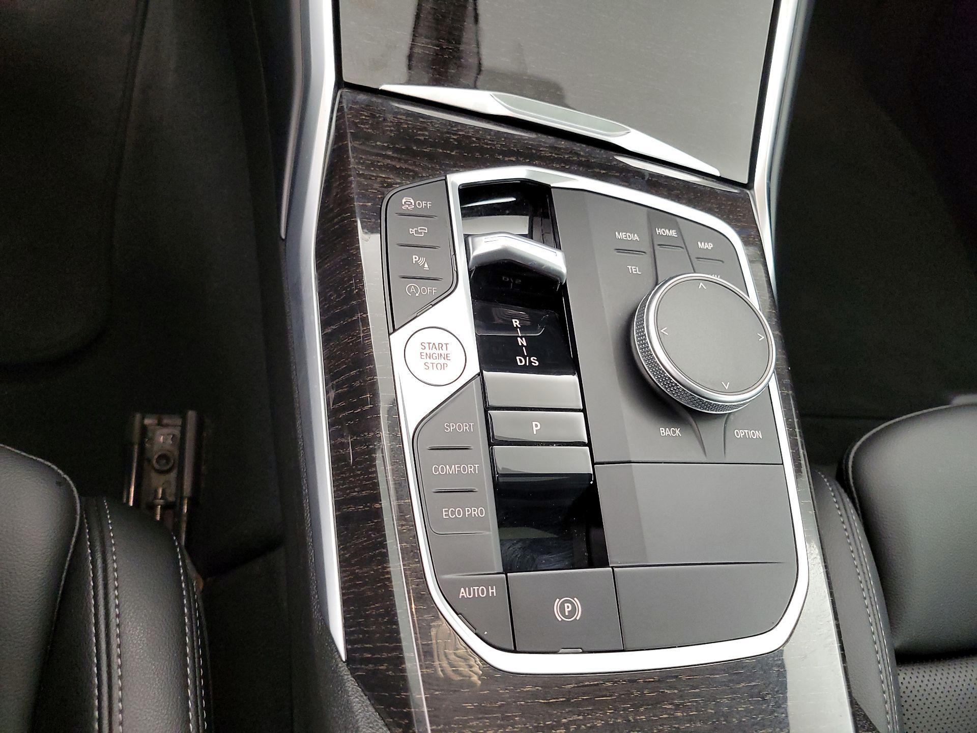 Thumbnail: 2023 BMW 3 Series - 18