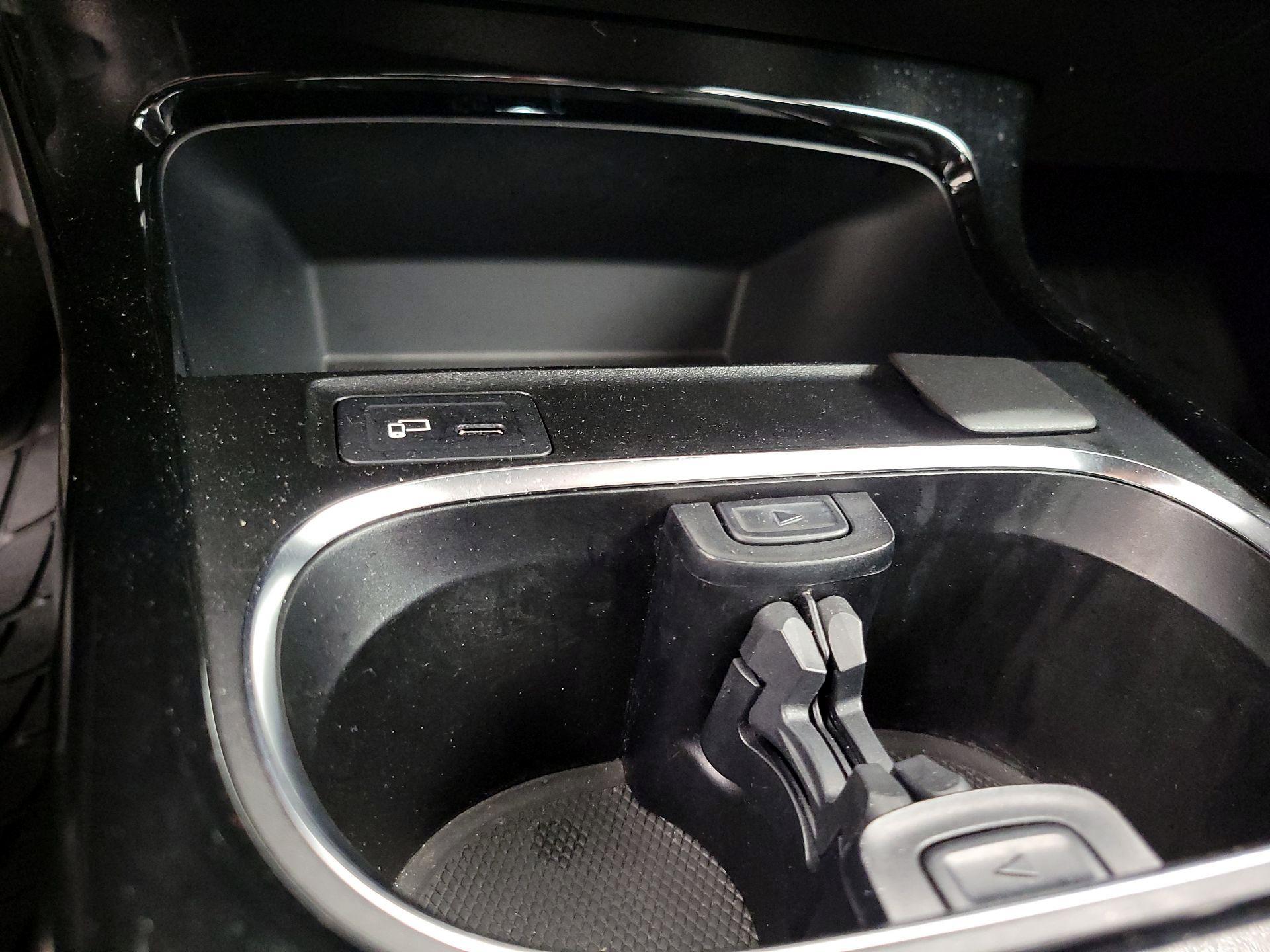 Thumbnail: 2020 Mercedes-Benz A-Class - 19