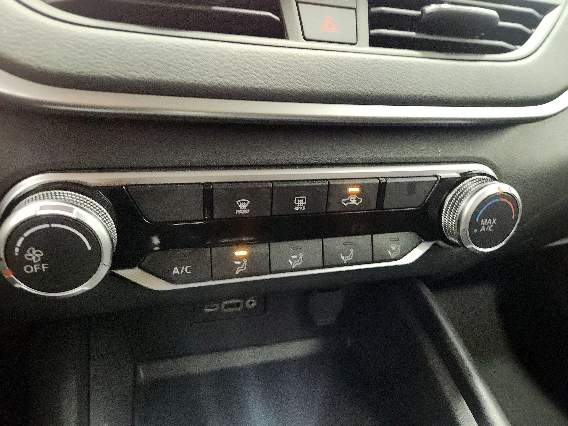 Thumbnail: 2022 Nissan Altima - 16