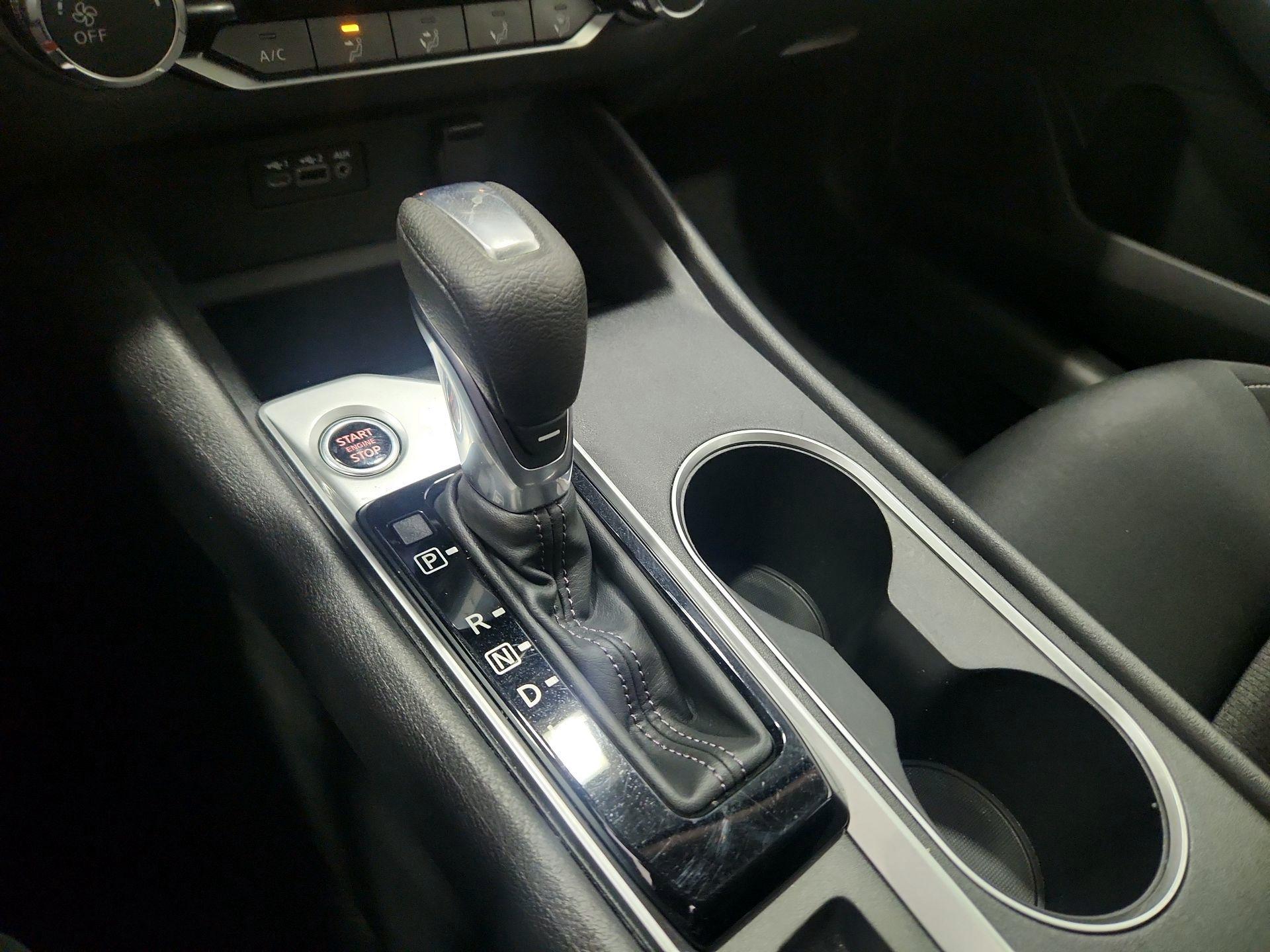 Thumbnail: 2022 Nissan Altima - 17